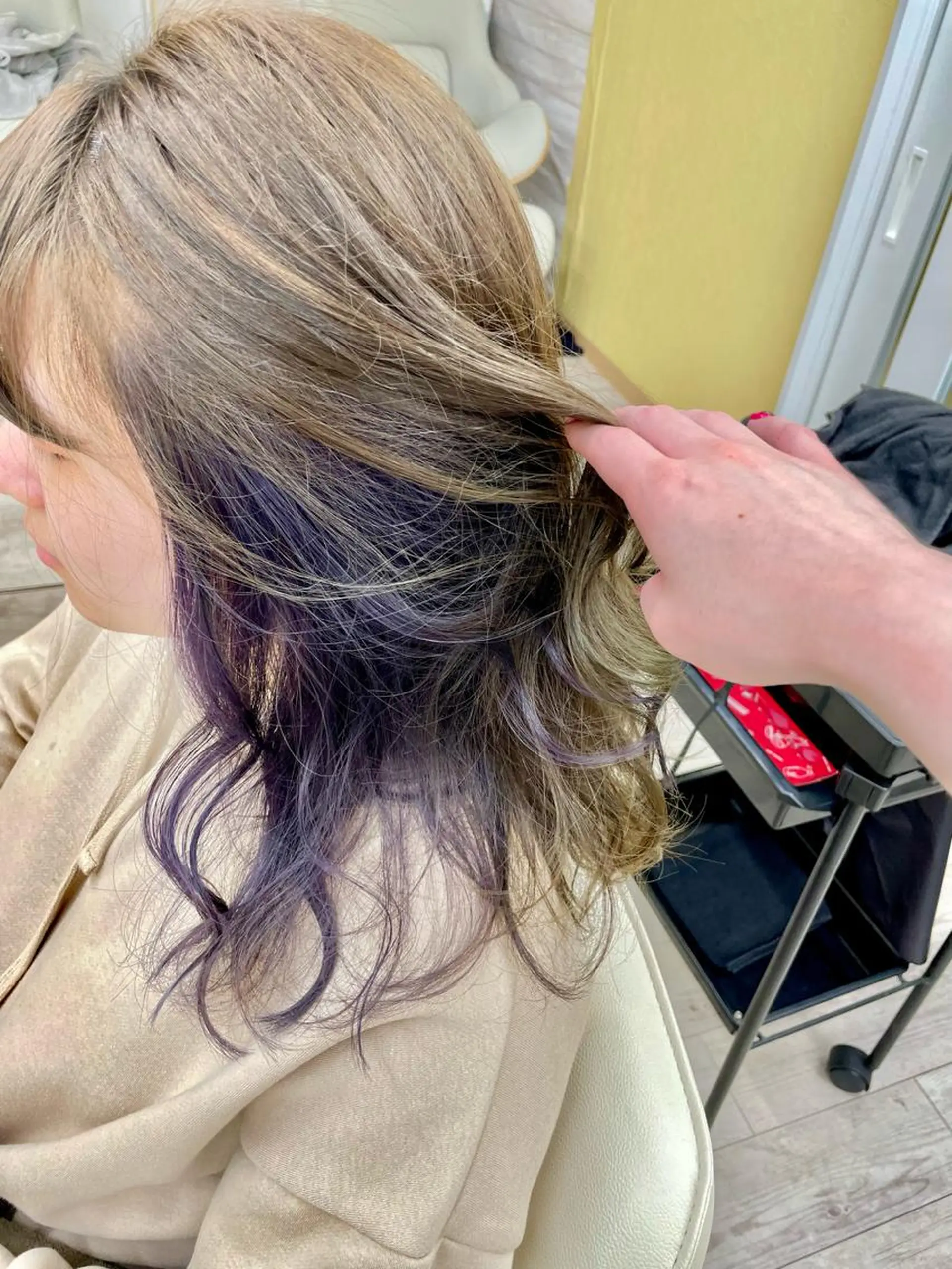 ロング カラー ヘアアレンジ メンズ メンズハイトーン メンズインナーカラー ハイトーンカラー インナーカラー 村山 かほのヘアスタイル