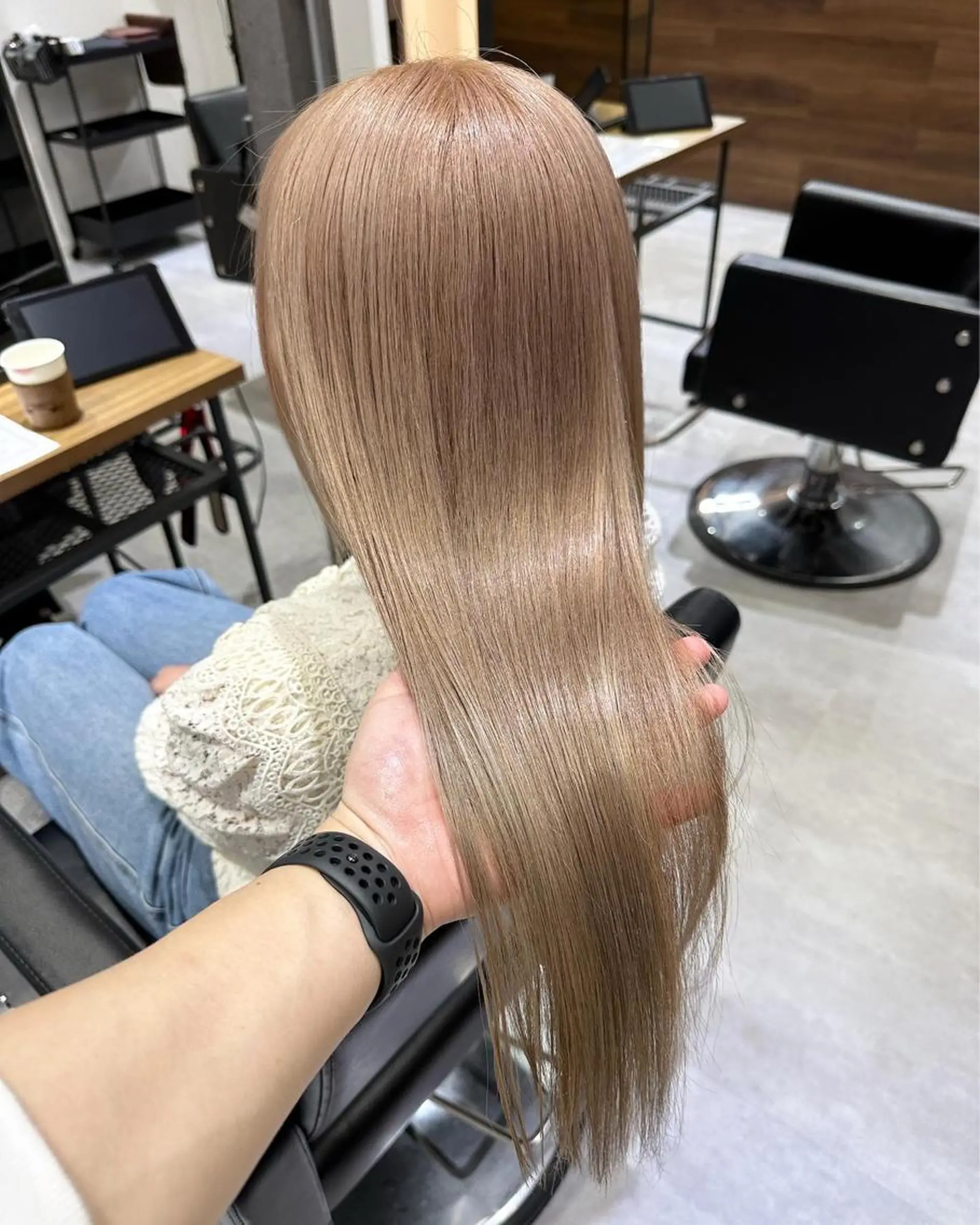 ロング カラー ベージュカラー ブリーチ ケアブリーチ ダブルカラー ハイトーンカラー ヘアカラー トリートメント KEISUKE/ 艶カラー🧡エクステのヘアスタイル