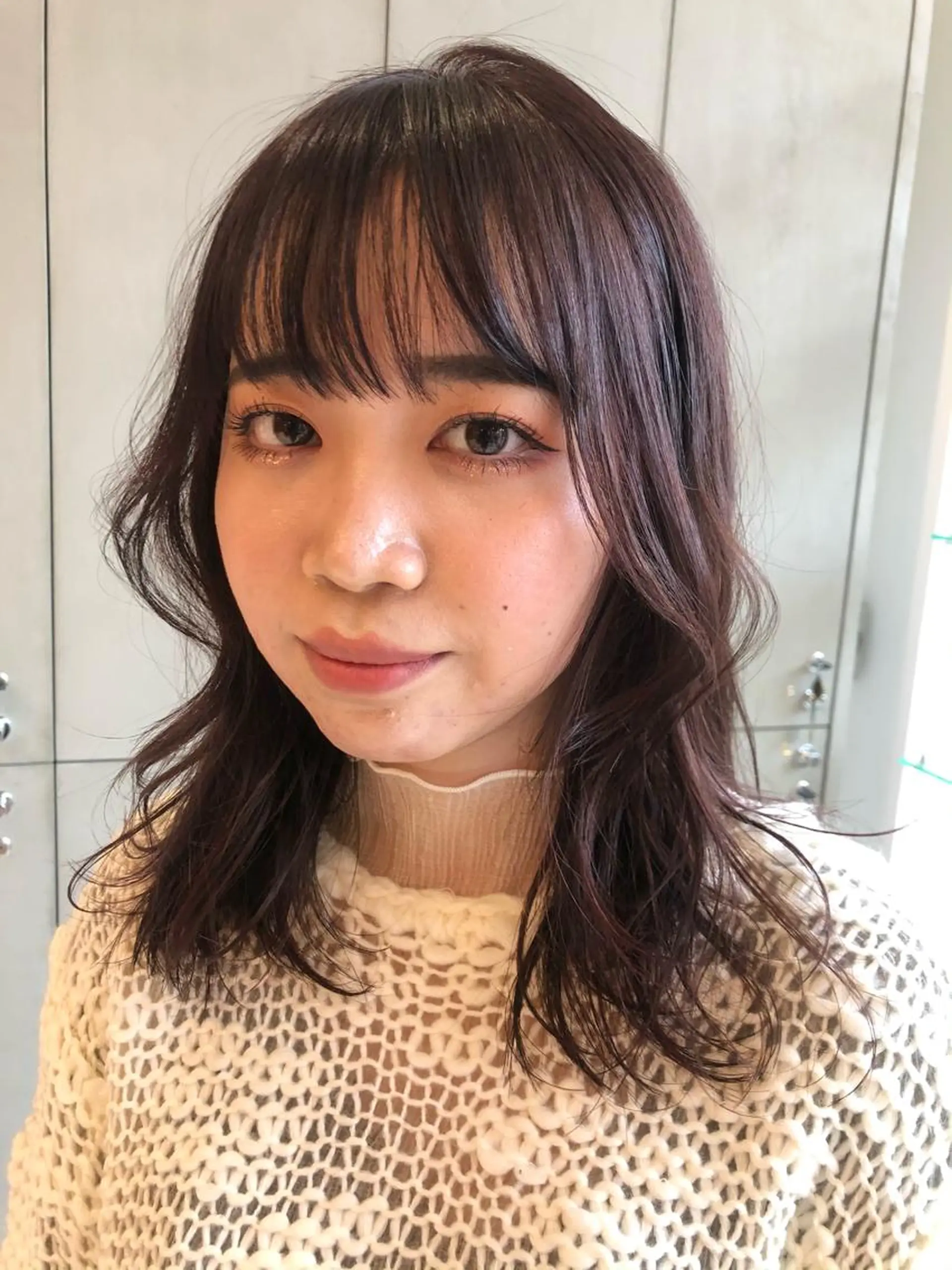 ミディアム カラー ブラウンカラー イルミナカラー ピンクカラー ピンクブラウン 古屋 花織のヘアスタイル