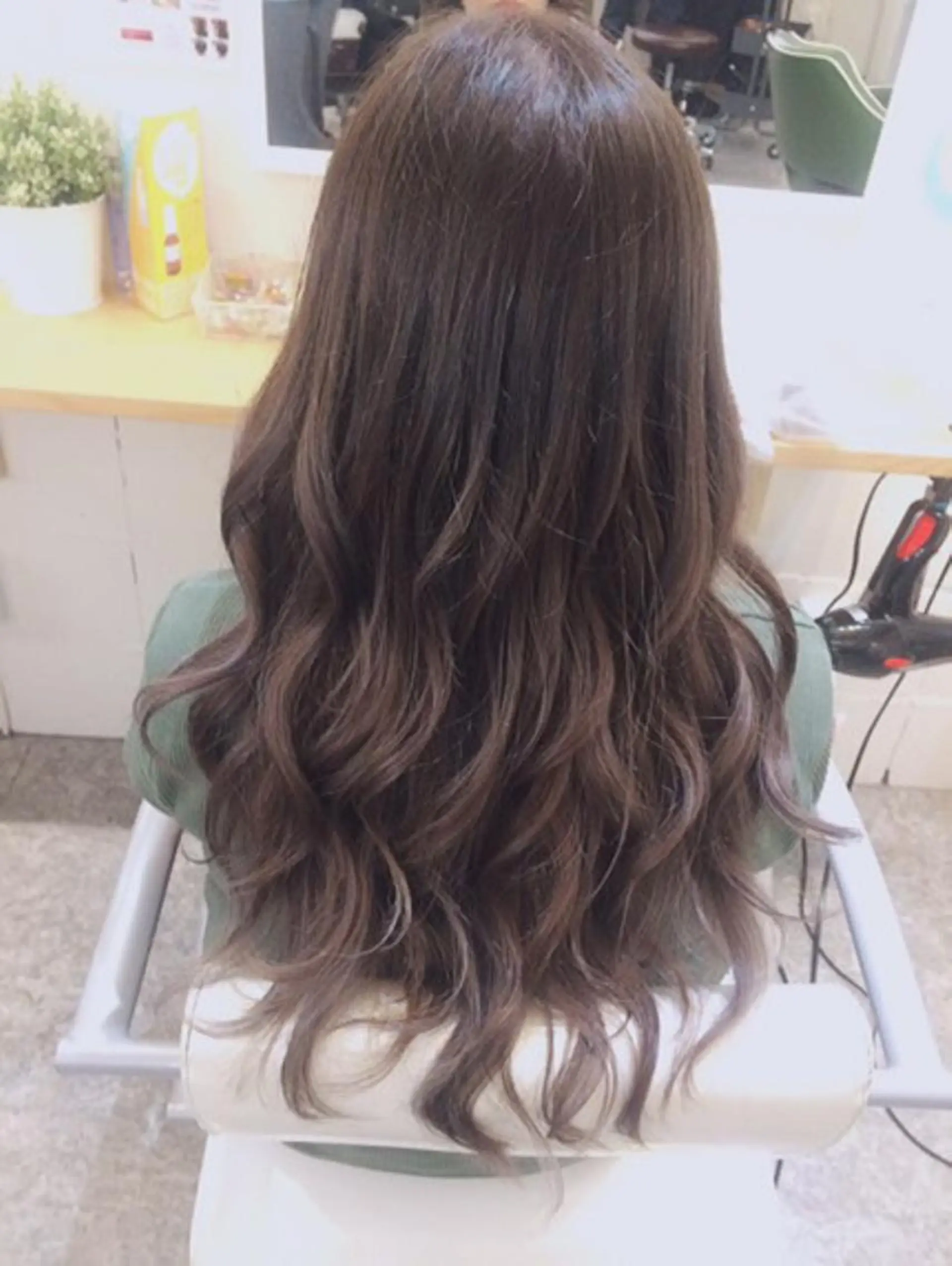 ロング カラー aroot 町田駅徒歩10秒のヘアスタイル