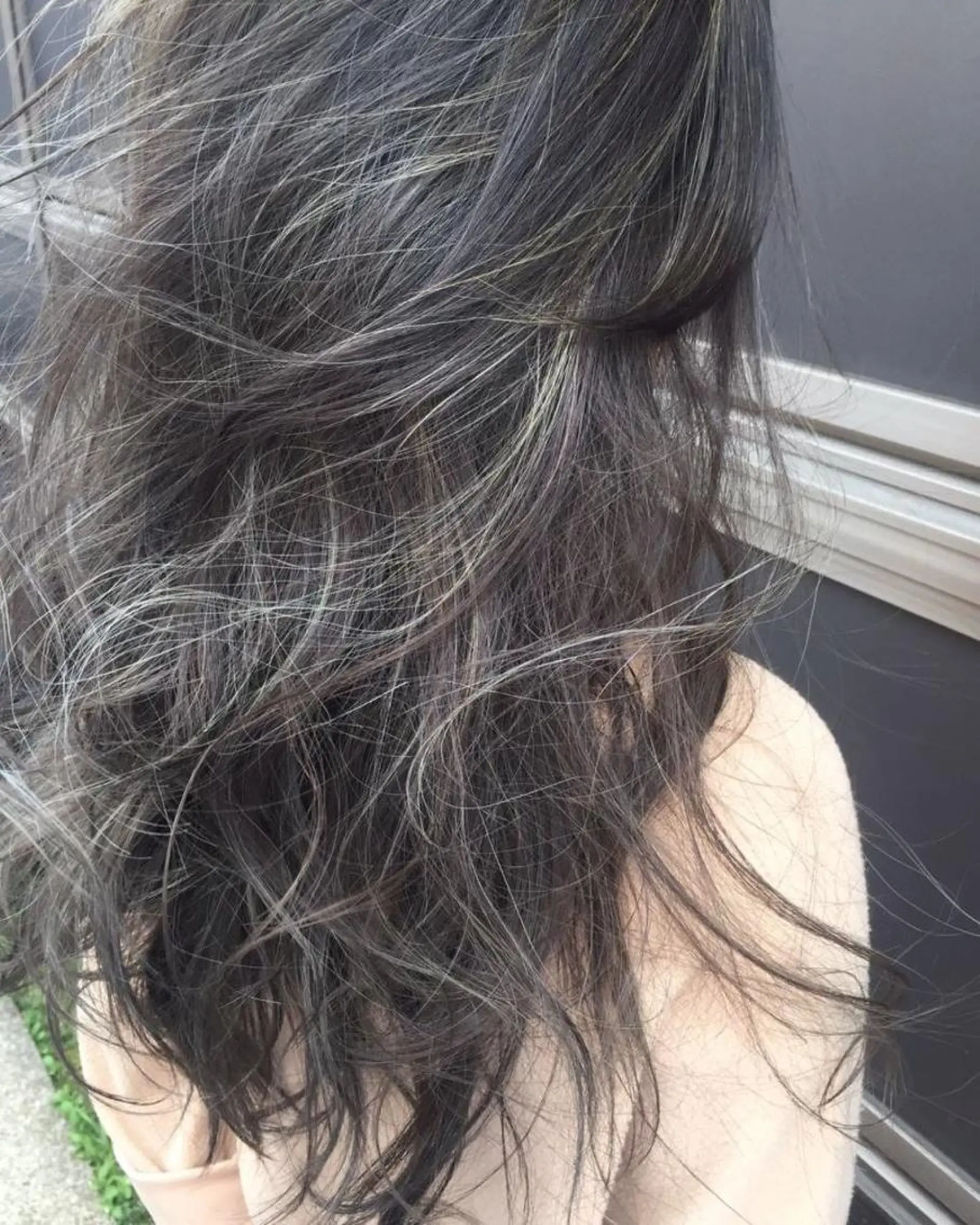 ロング カラー ヘアカラー トリートメント shalu上野御徒町所属・宮本 悠のヘアスタイル