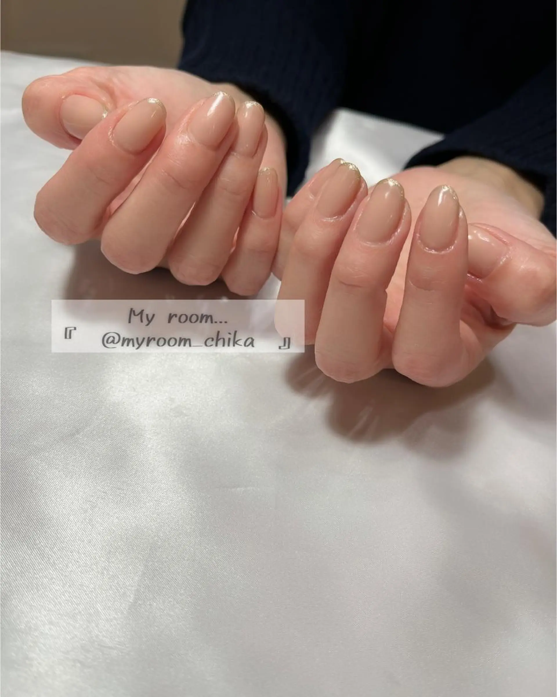 ネイル ラメ(グリッター) ハンドネイル フットネイル Amua.facial salon所属・Amua.ハーブ 新宿御苑駅前のエステ・リラクイメージ