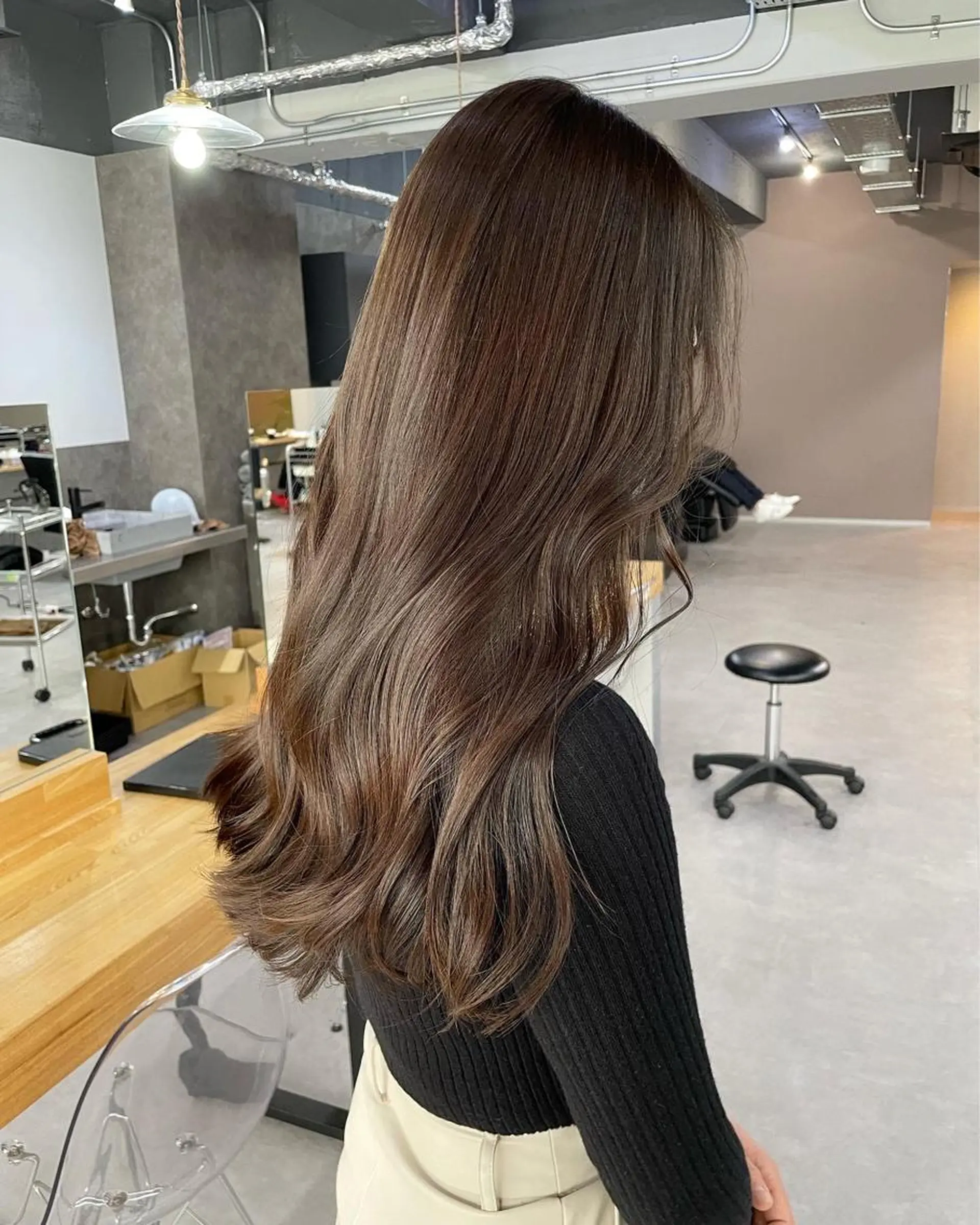 ロング カラー ヘアカラー ミルクティーベージュ ❤︎レイヤー　MIAのヘアスタイル