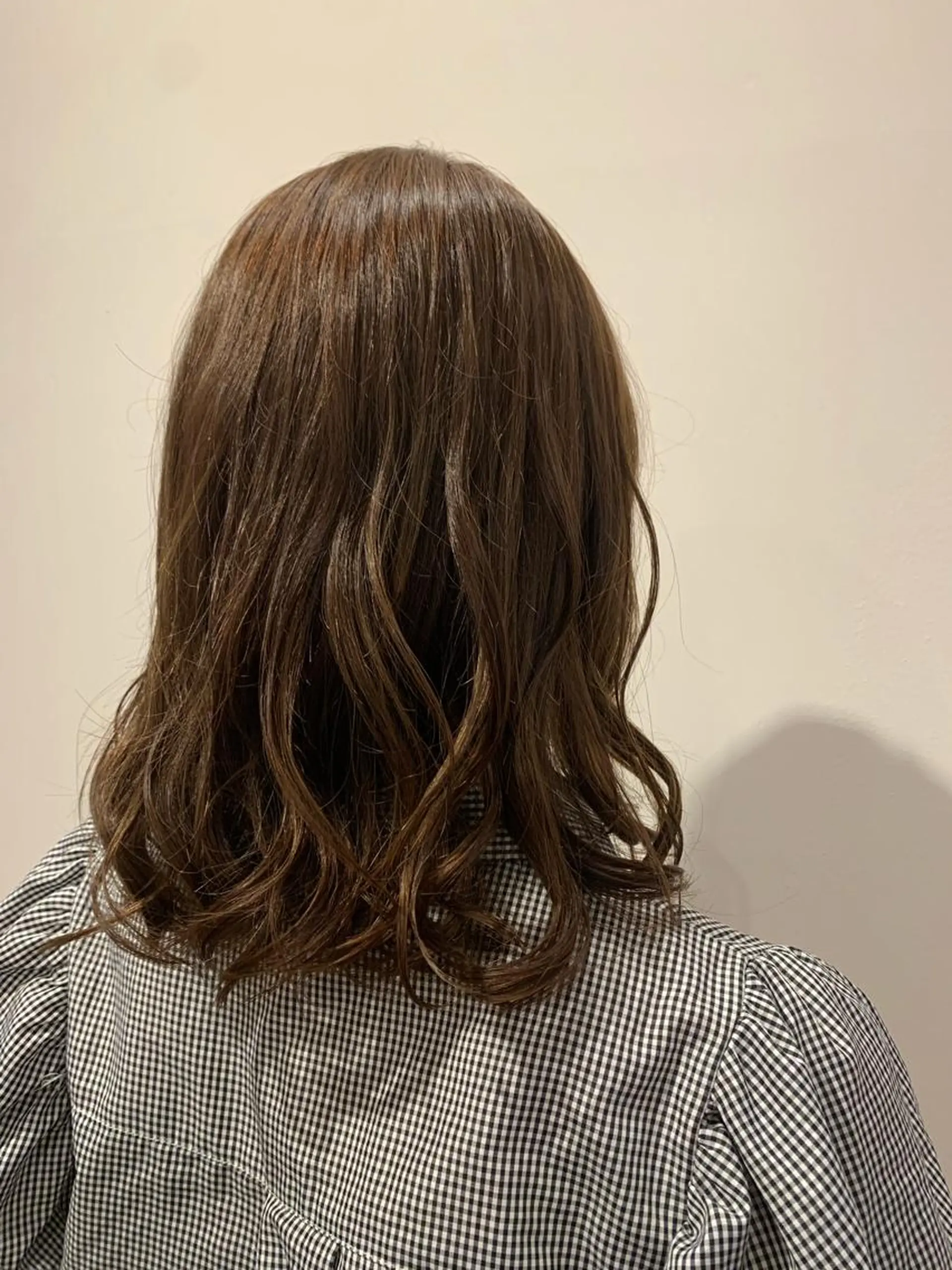 ミディアム 多田 彩香のヘアスタイル