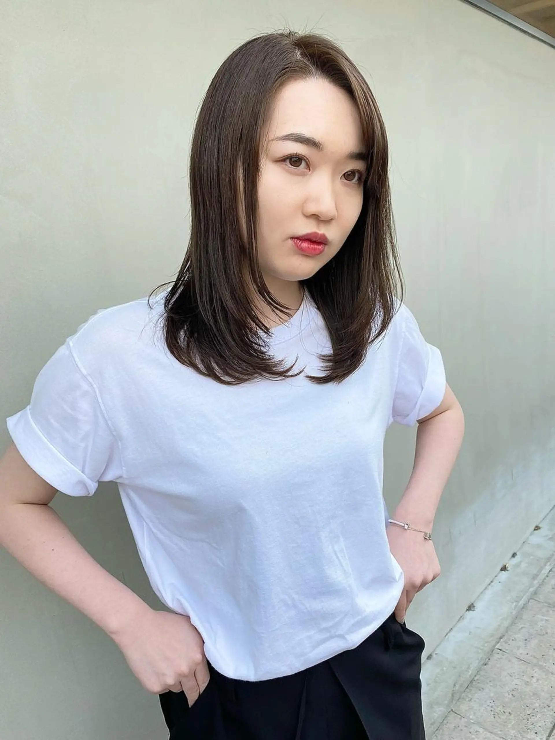 ロング カラー 顔まわりレイヤー レイヤーカット カット ヘアカラー トリートメント 林 瑠夏のヘアスタイル