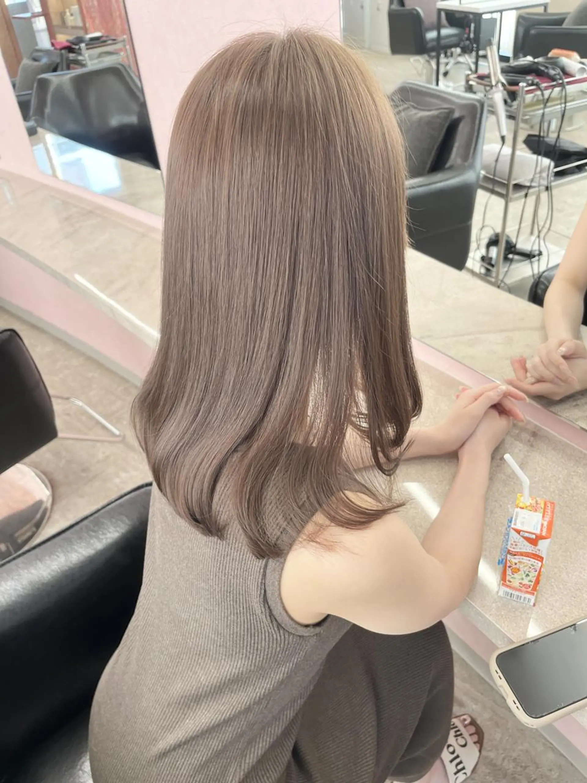 セミロング カット ヘアカラー トリートメント MATTY yoshika 🐻のヘアスタイル