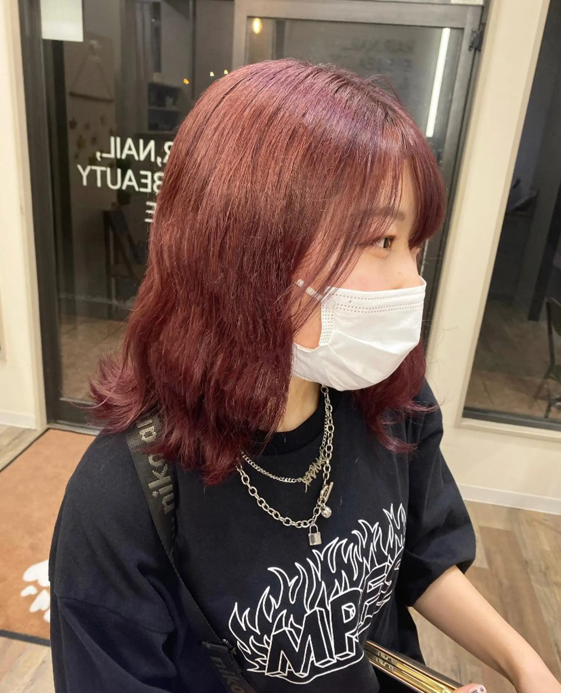 セミロング カラー レッドカラー Becky Lash 小倉店所属・アイブロウWAX 🌷モデル募集中🌷のマツエク・マツパデザイン