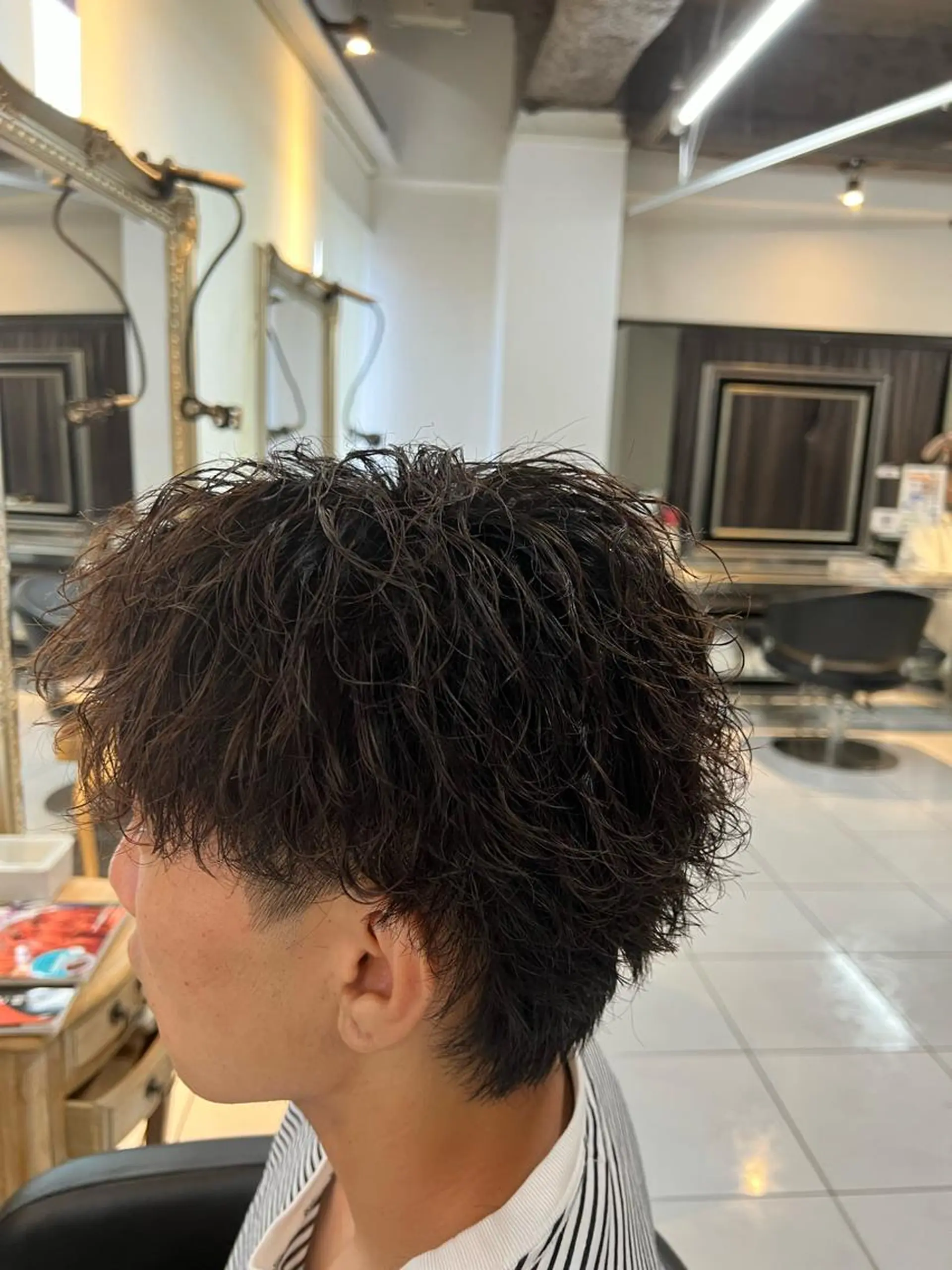 パーマ メンズ センターパート フェードカット カルマパーマ マッシュ メンズパーマ カット パーマ パーマ特化美容師 茂木広幸のヘアスタイル