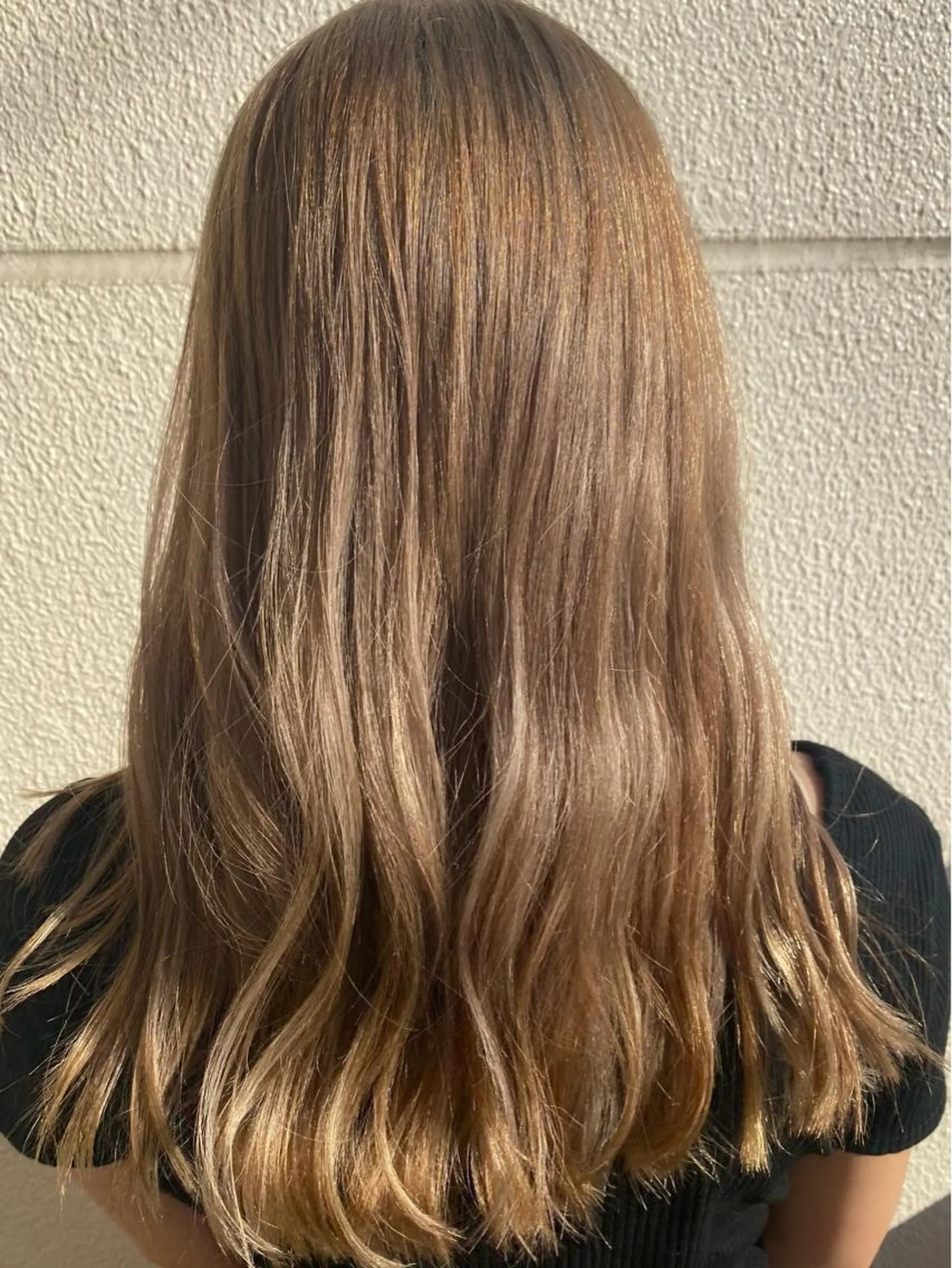 ロング カラー ambellir 山本伽椰のヘアスタイル