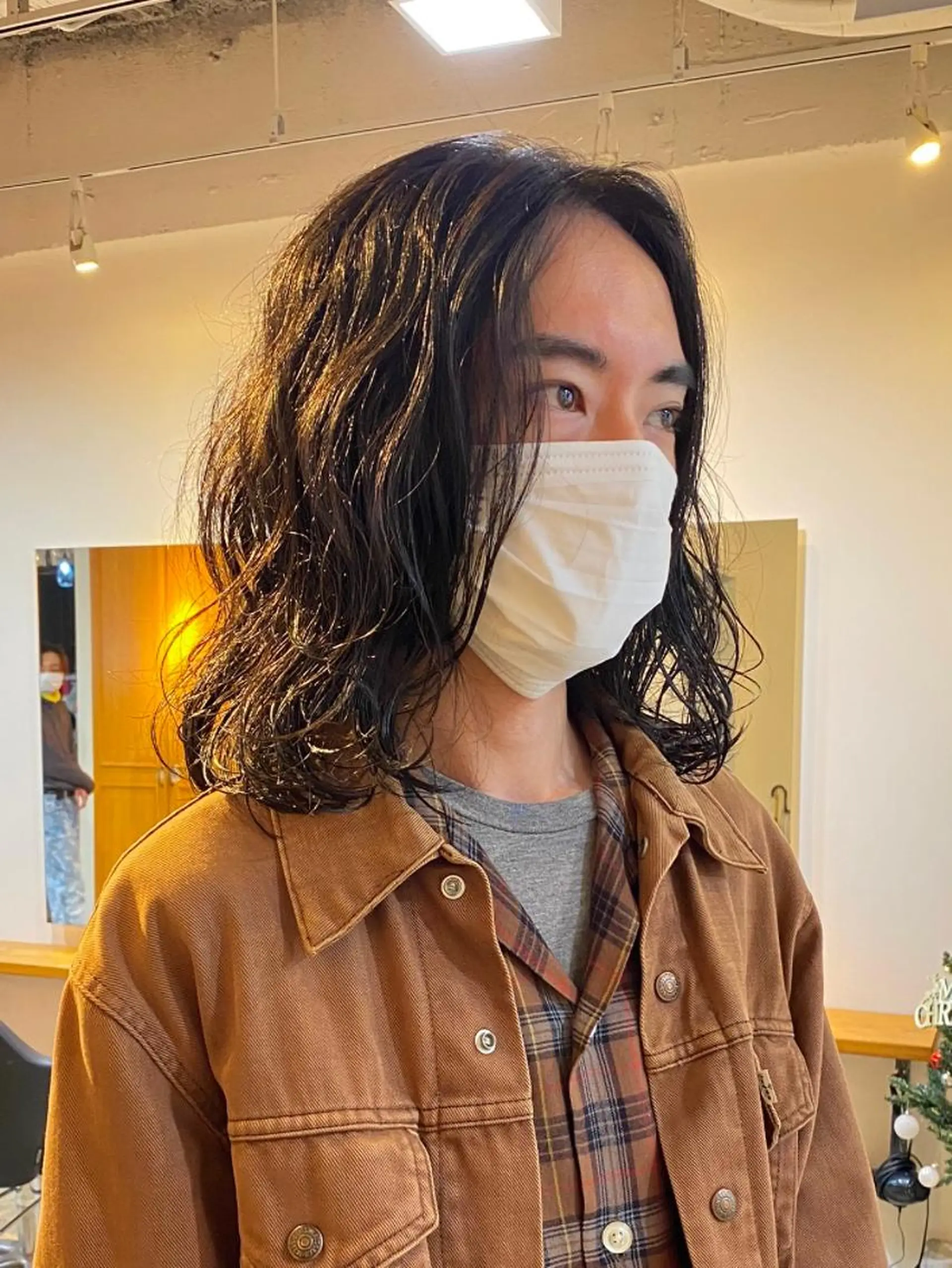 セミロング パーマ メンズ メンズパーマ セミロングパーマ カット パーマ トリートメント JINKIメンズ特化 メンズカットパーマのヘアスタイル