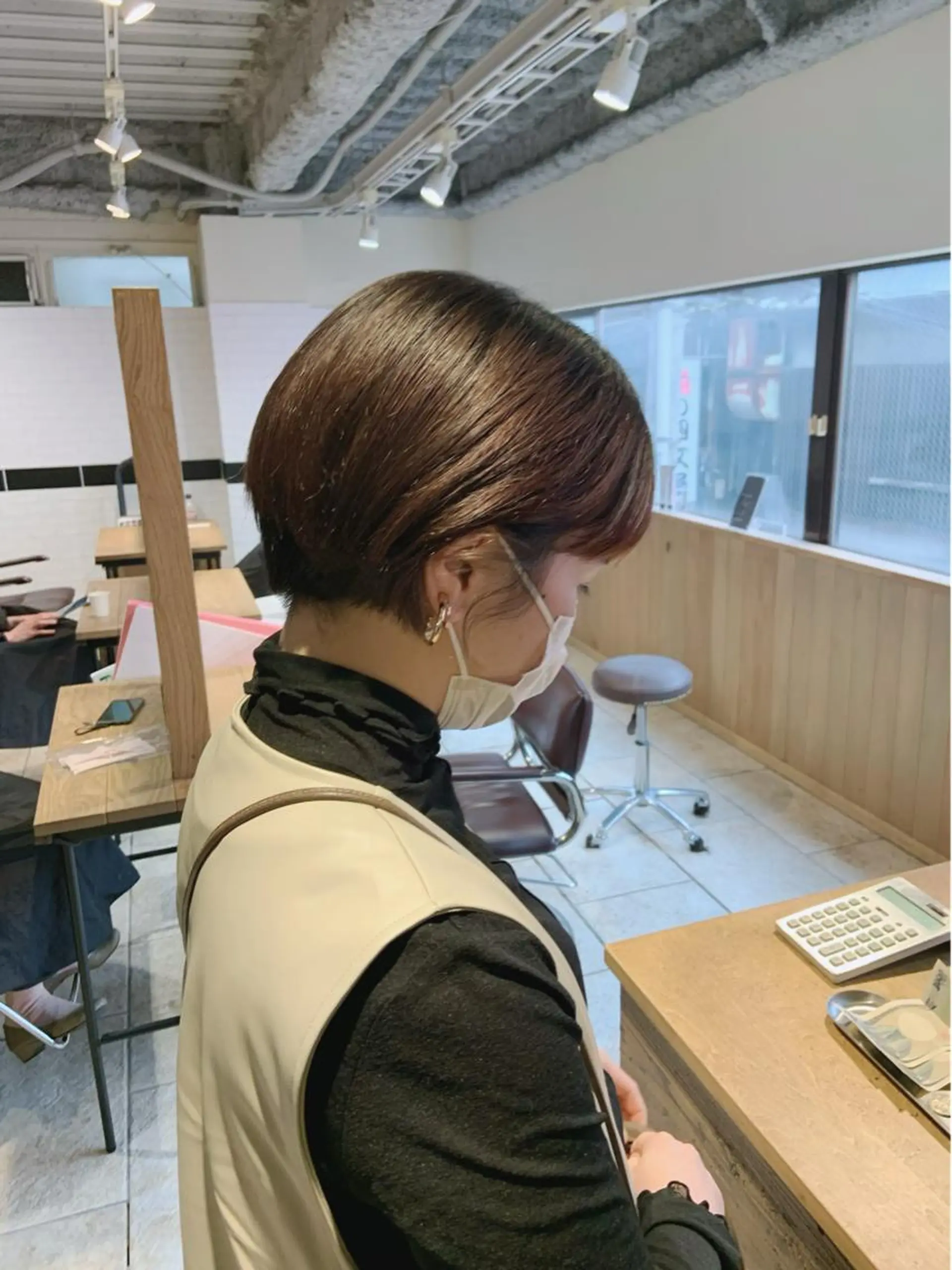 ショート ショートボブ 丸みショート ボブ ショートヘア BROWN nakano所属・🌿【メンズ歓迎】 矢嶋祐介のヘアスタイル