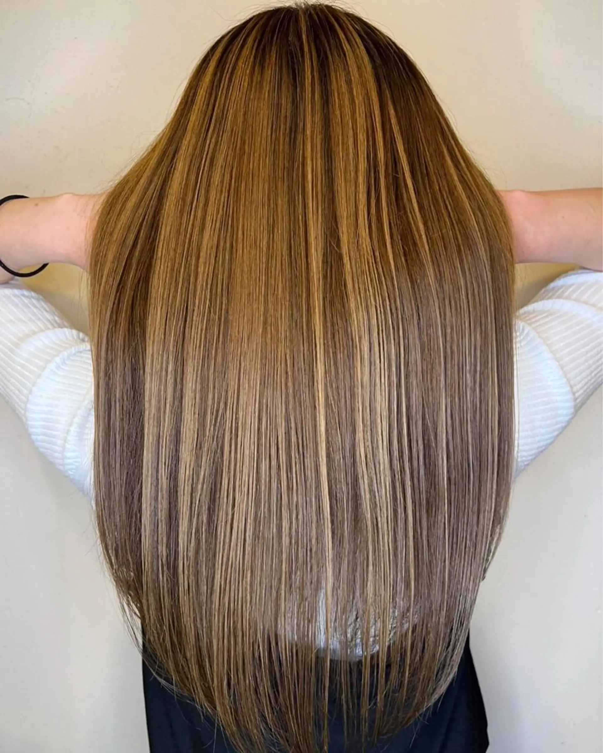 ロング カラー ブリーチ ハイライトカラー ブリーチなしカラー ハイライト 刀根 亮馬のヘアスタイル