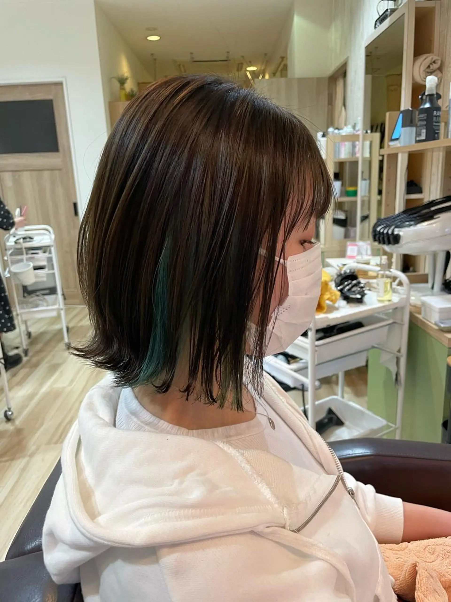 ショート カラー 🌈派手髪ハイトーン 🌈鈴木亮太🌈のヘアスタイル