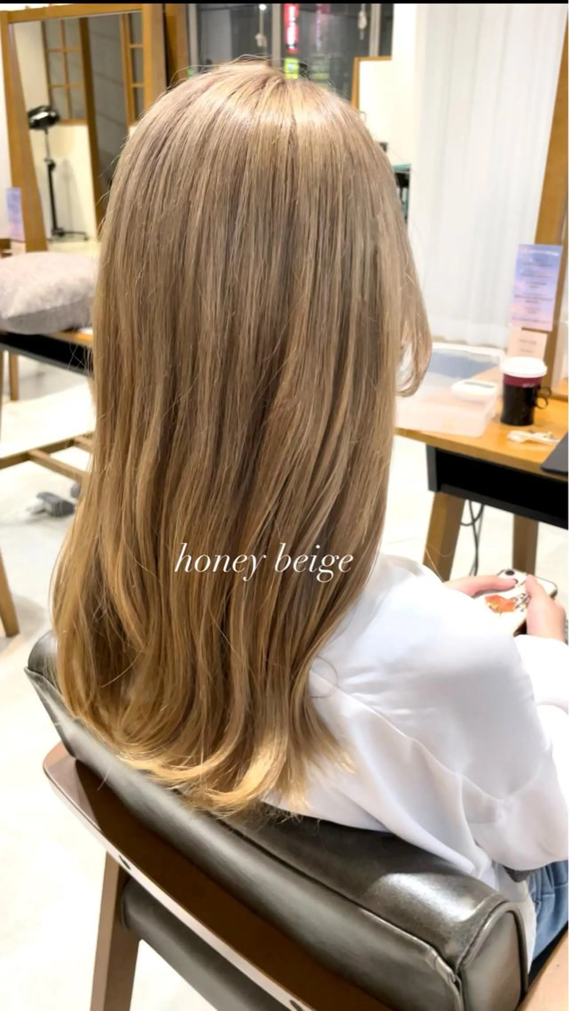 ロング カラー ベージュカラー ブリーチ ダブルカラー VIEW BLUE所属・レイヤー/顔まわり /亀戸錦糸町/なつきのヘアスタイル