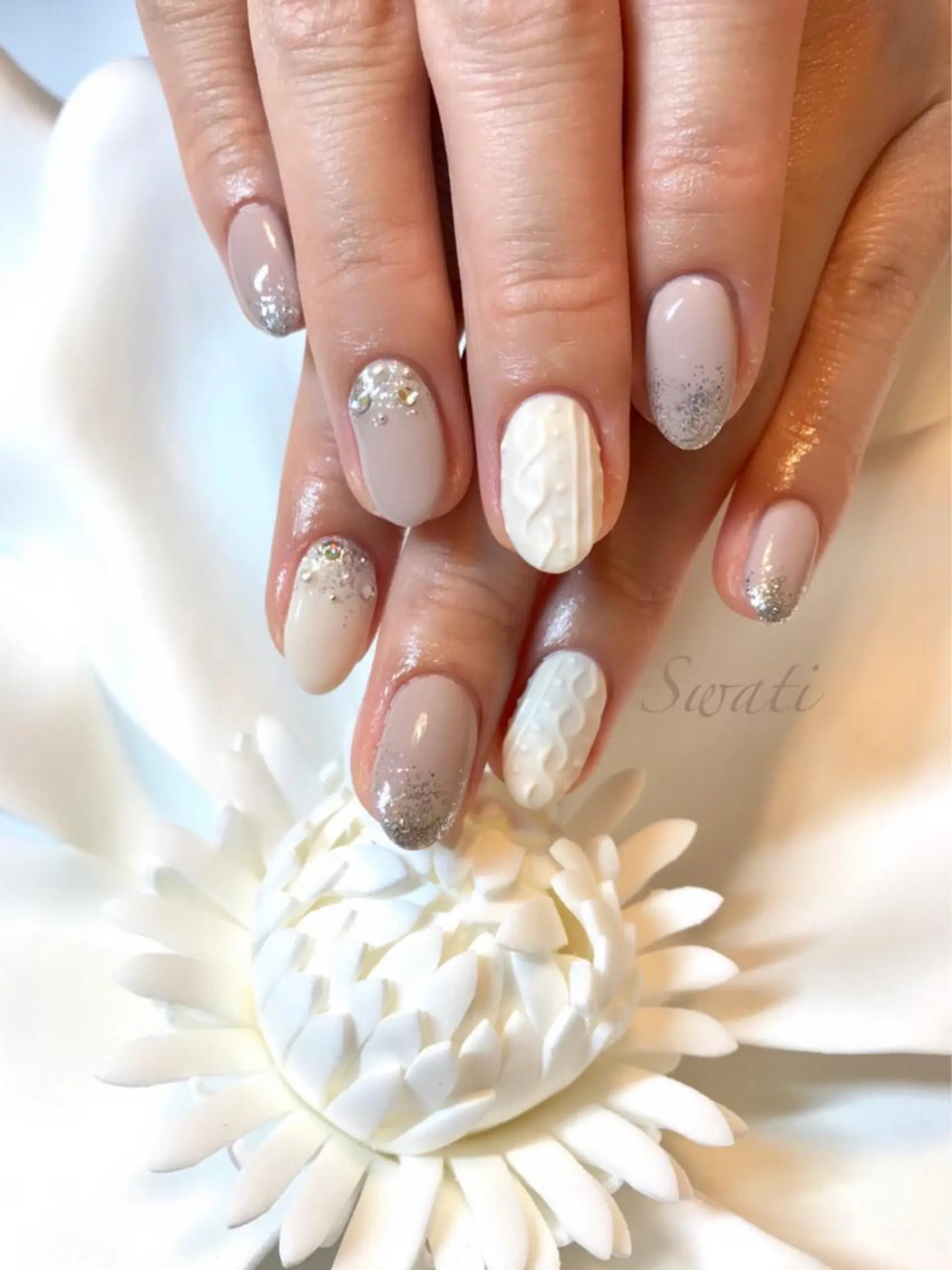 ネイル アートネイル オフィスネイル シンプルネイル 冬ネイル yuko （ネイリスト）のネイルデザイン