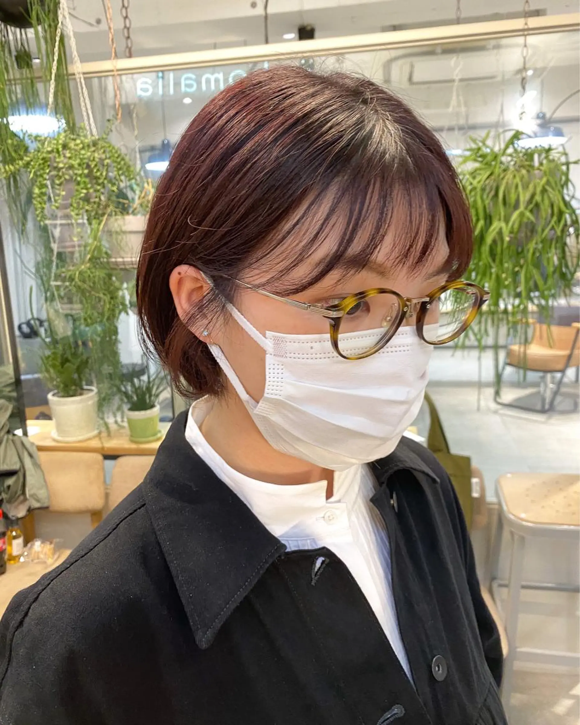 ショート カラー レピア恵比寿駅前店所属・あくつ りおのマツエク・マツパデザイン