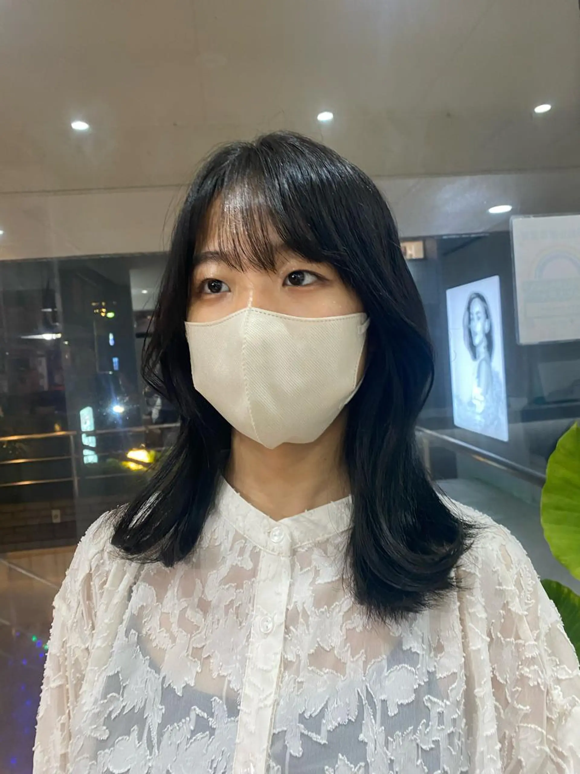 セミロング カラー 韓国風ヘア COALL nex the salon所属・Riria✨ 透明感カラーのヘアスタイル