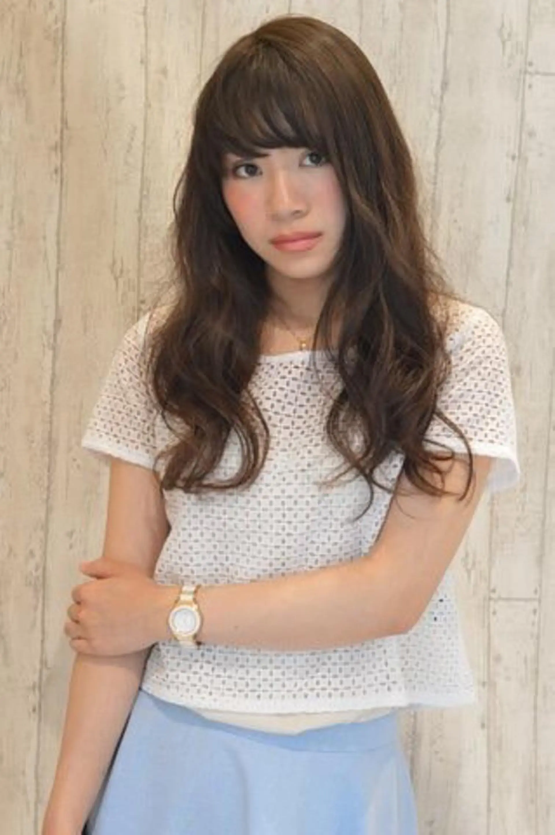 ミディアム セミロング ロング 岸川 恭子のヘアスタイル