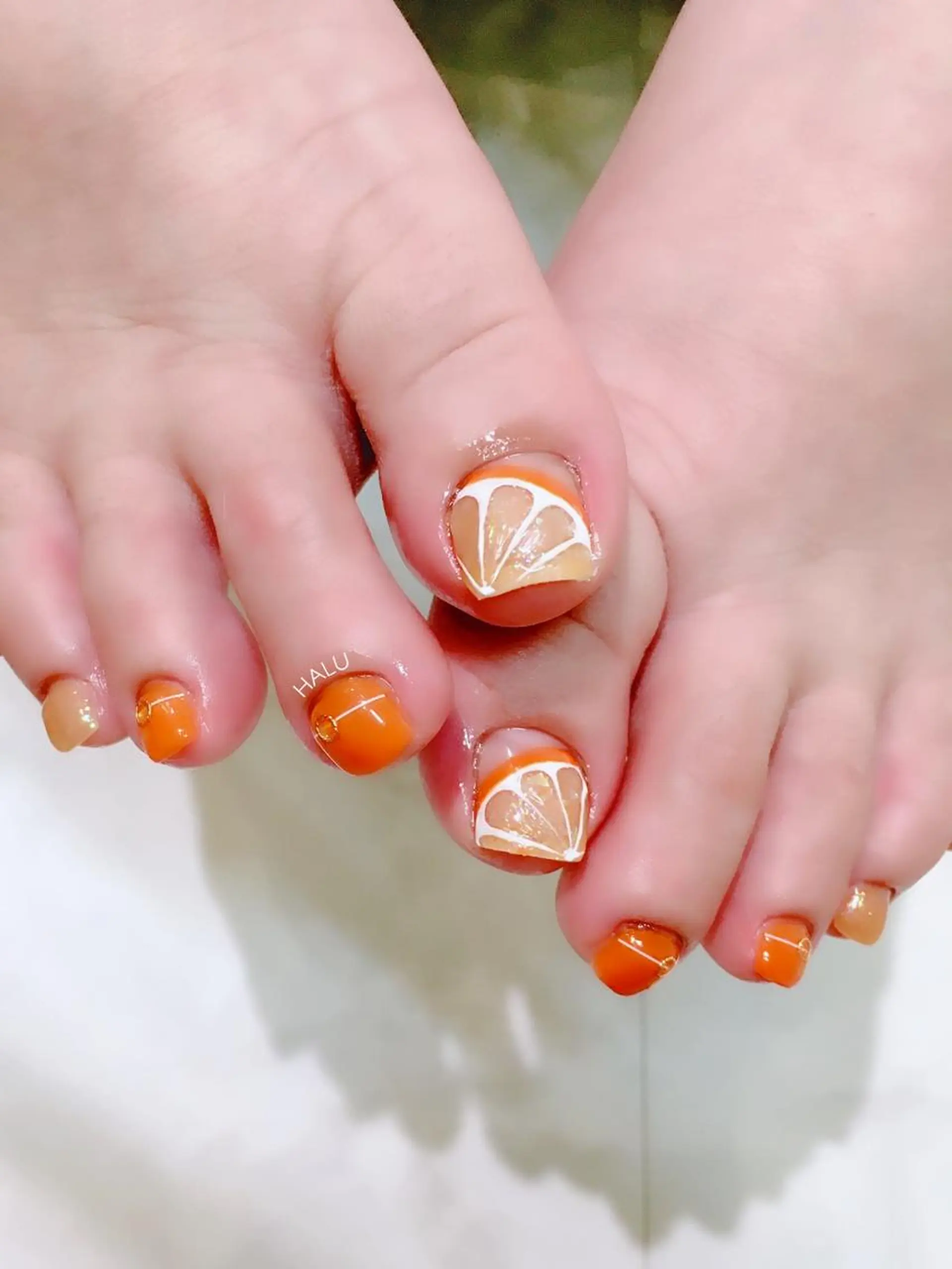 ネイル オレンジ HALU ハルのネイルデザイン