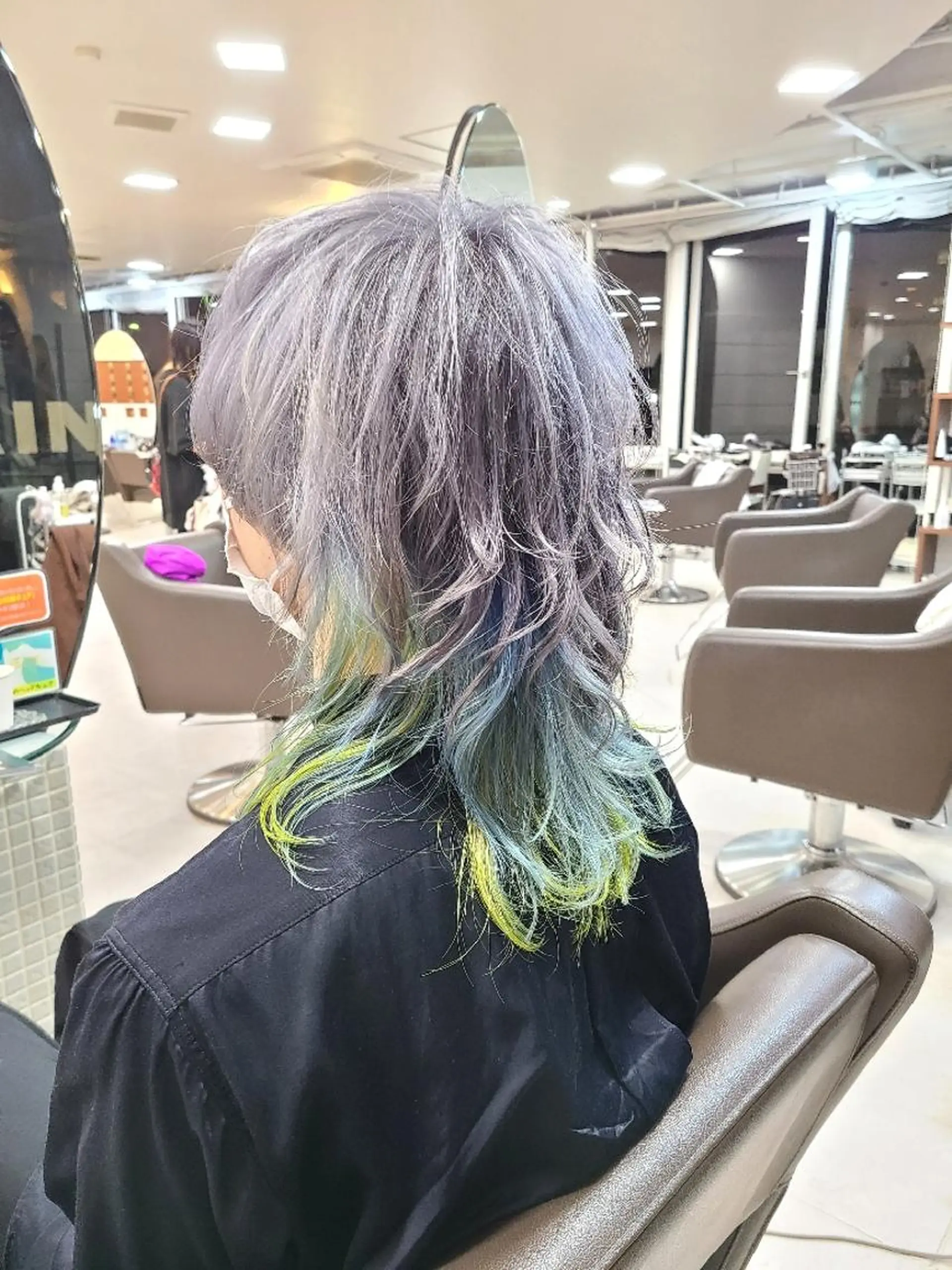 カラー ミディアム GO TODAYシェアサロン岡山店所属・🎗️髪質改善・美髪 艶髪🥇小西邦生のヘアスタイル