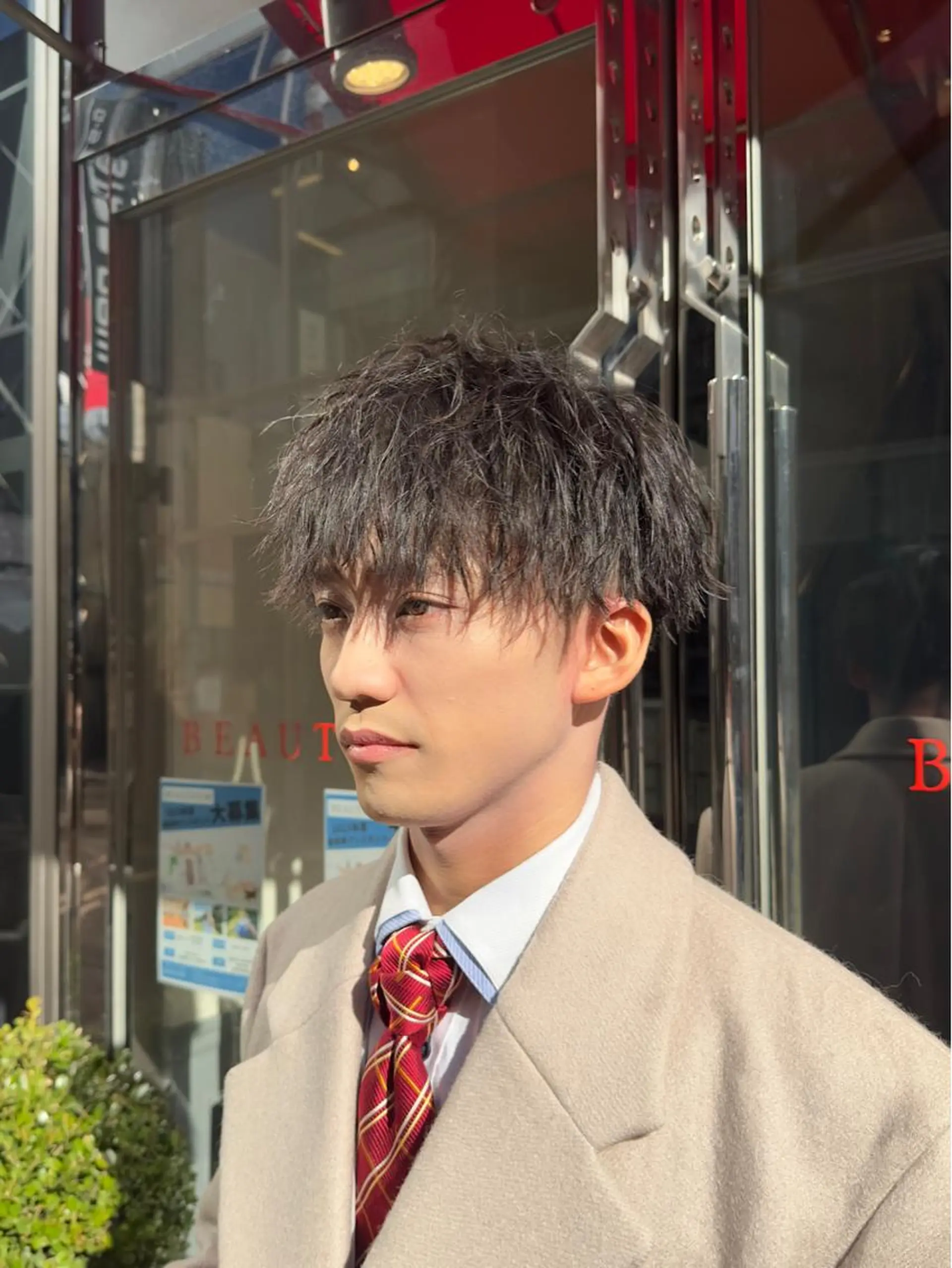 パーマ メンズ マッシュ Savoir GRANMASH【サヴォア　グランマッシュ】所属・ショート/レイヤー/ 透明感/グレージュのヘアスタイル