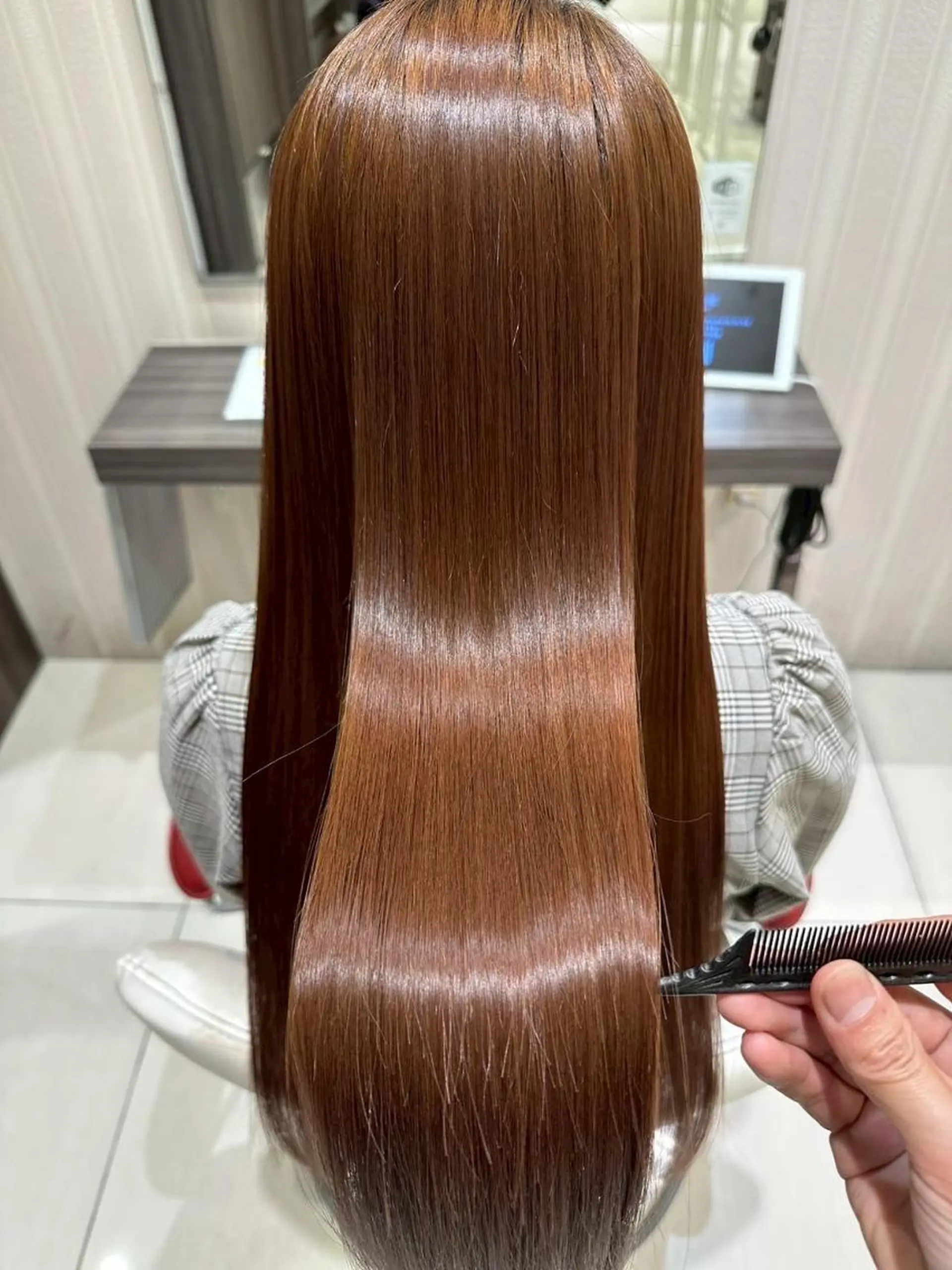 ロング 大川 有香のヘアスタイル