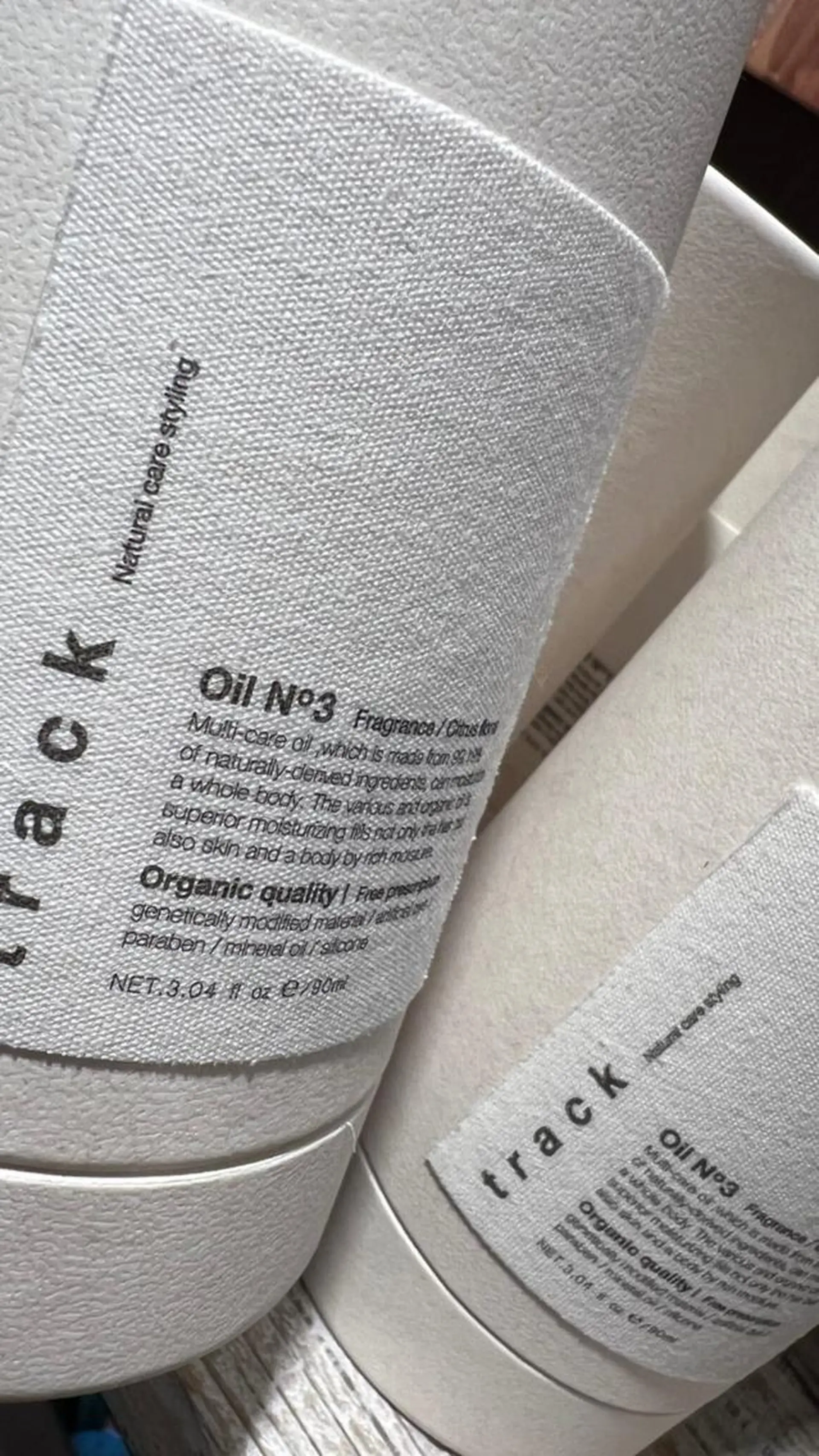 ハイトーン/ ダブルカラー/透明感のヘアスタイル