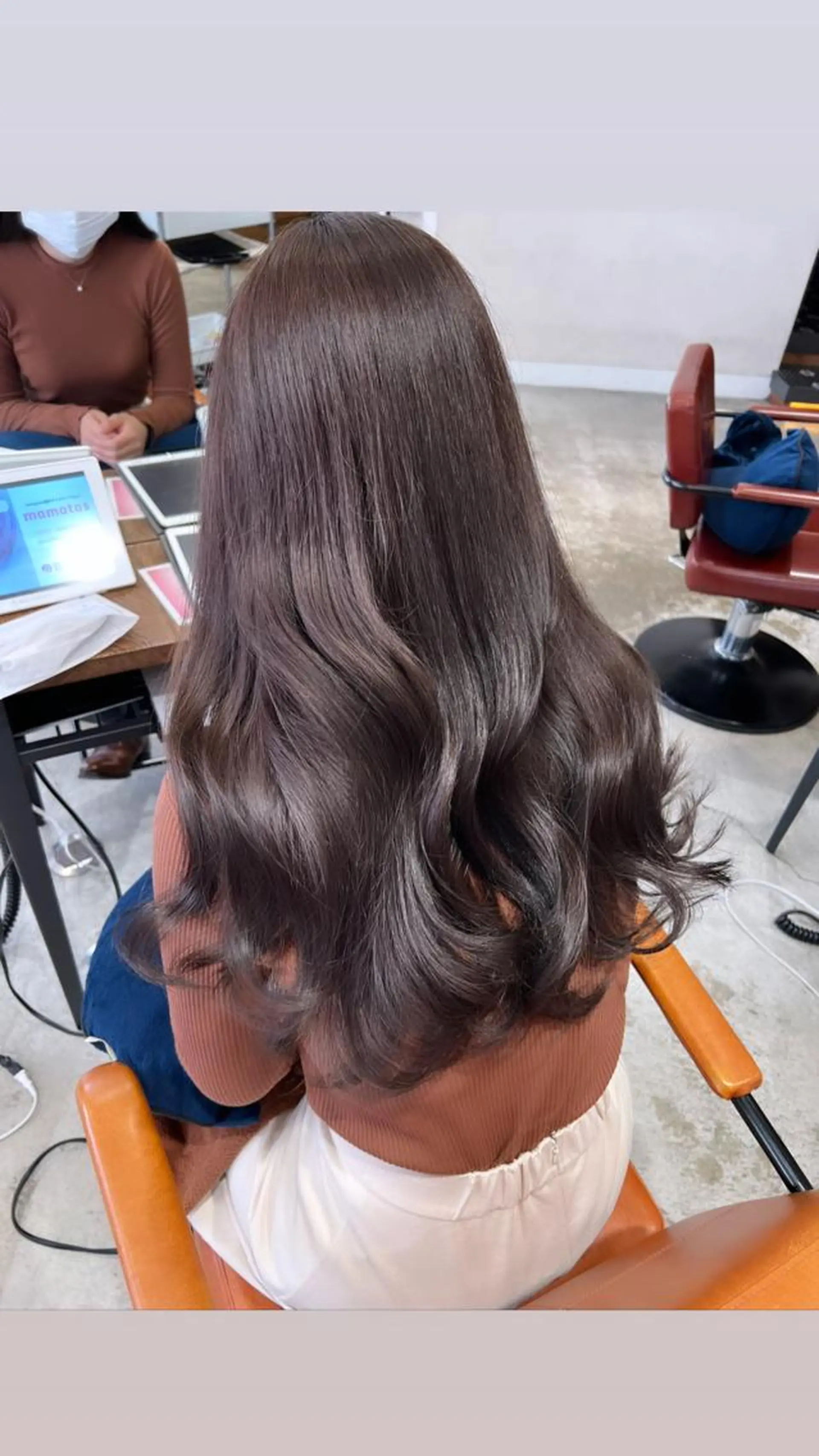 ロング 松下 奈央のヘアスタイル