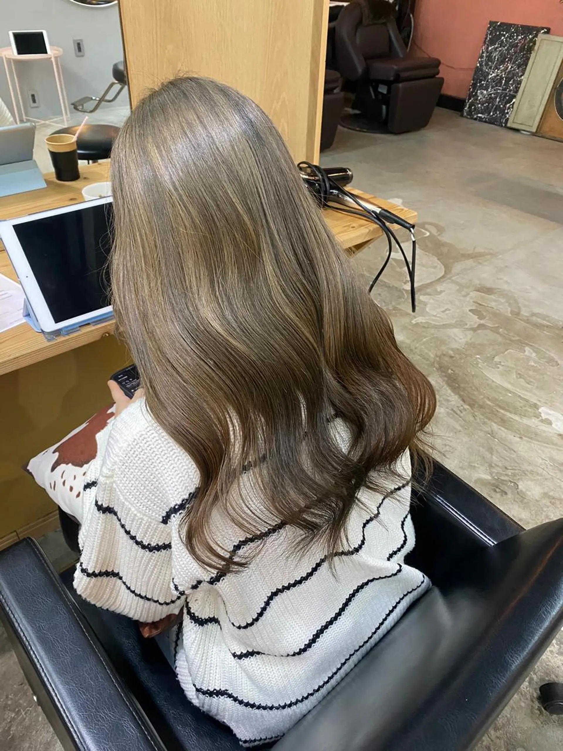 ロング カラー パーマ ヘアアレンジ メンズ キッズ ネイル マツエク・マツパ アイブロウ chapter問屋町 💘小室明華のヘアスタイル