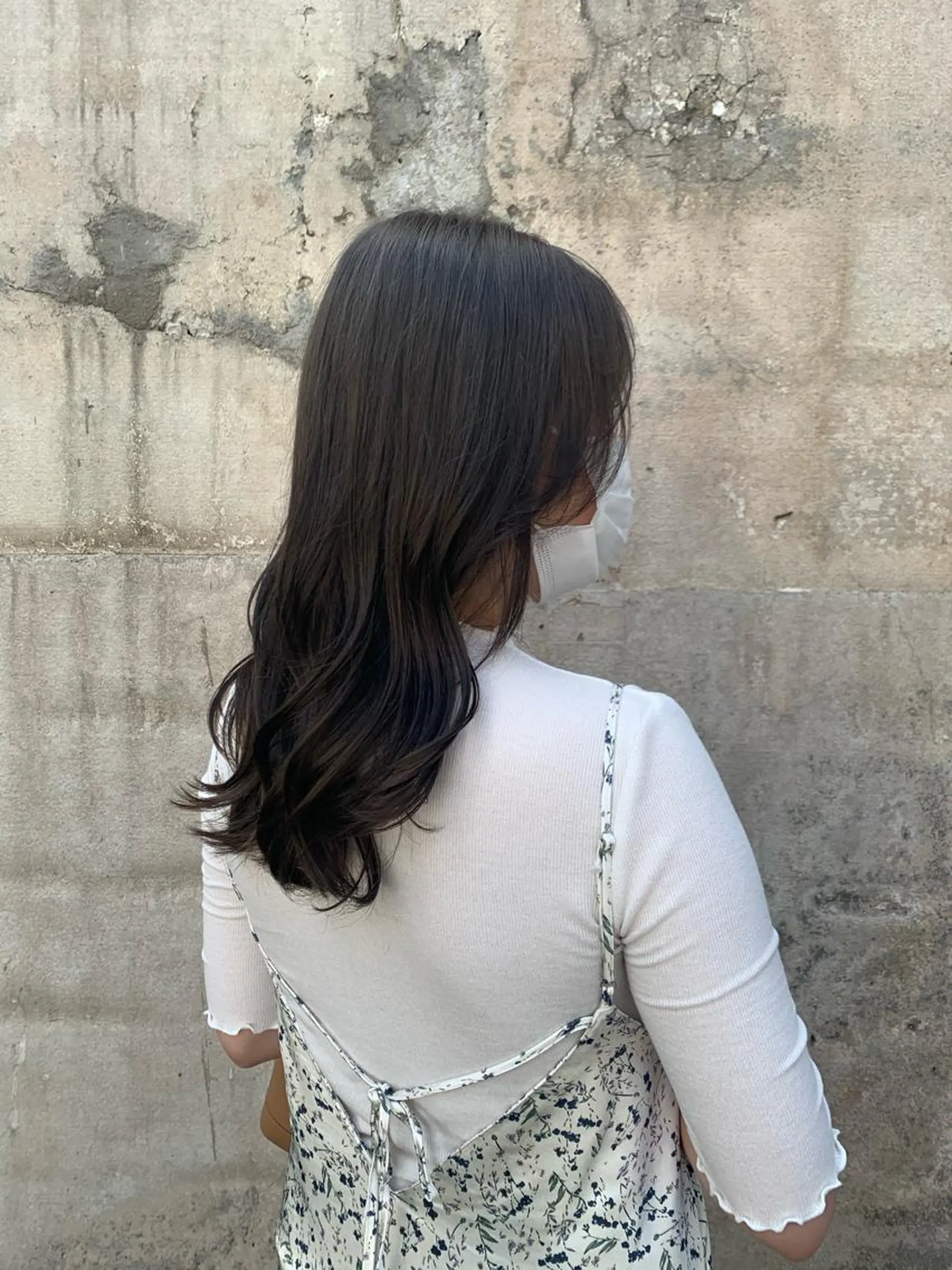 ロング カラー グレージュ イルミナカラー 現地韓国ヘア🇰🇷 Chisaki치사키のヘアスタイル