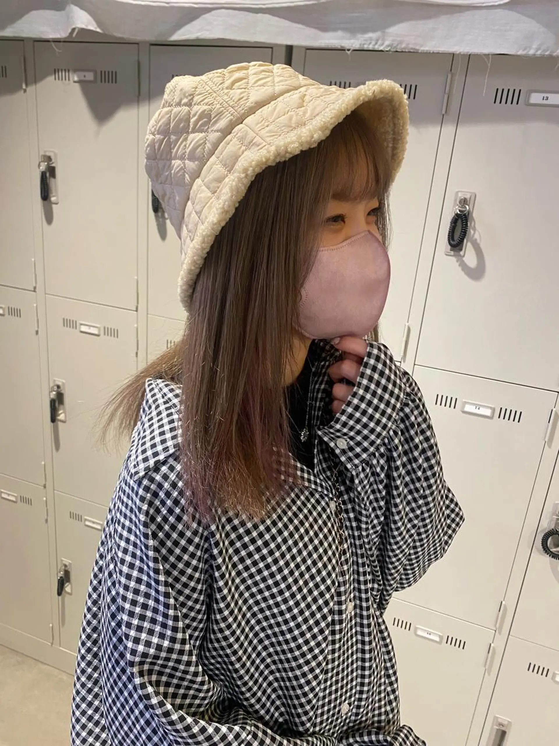 ミディアム カラー ヘアカラー トリートメント ヘアセット 韓国/トレンド レイヤー【101】のヘアスタイル