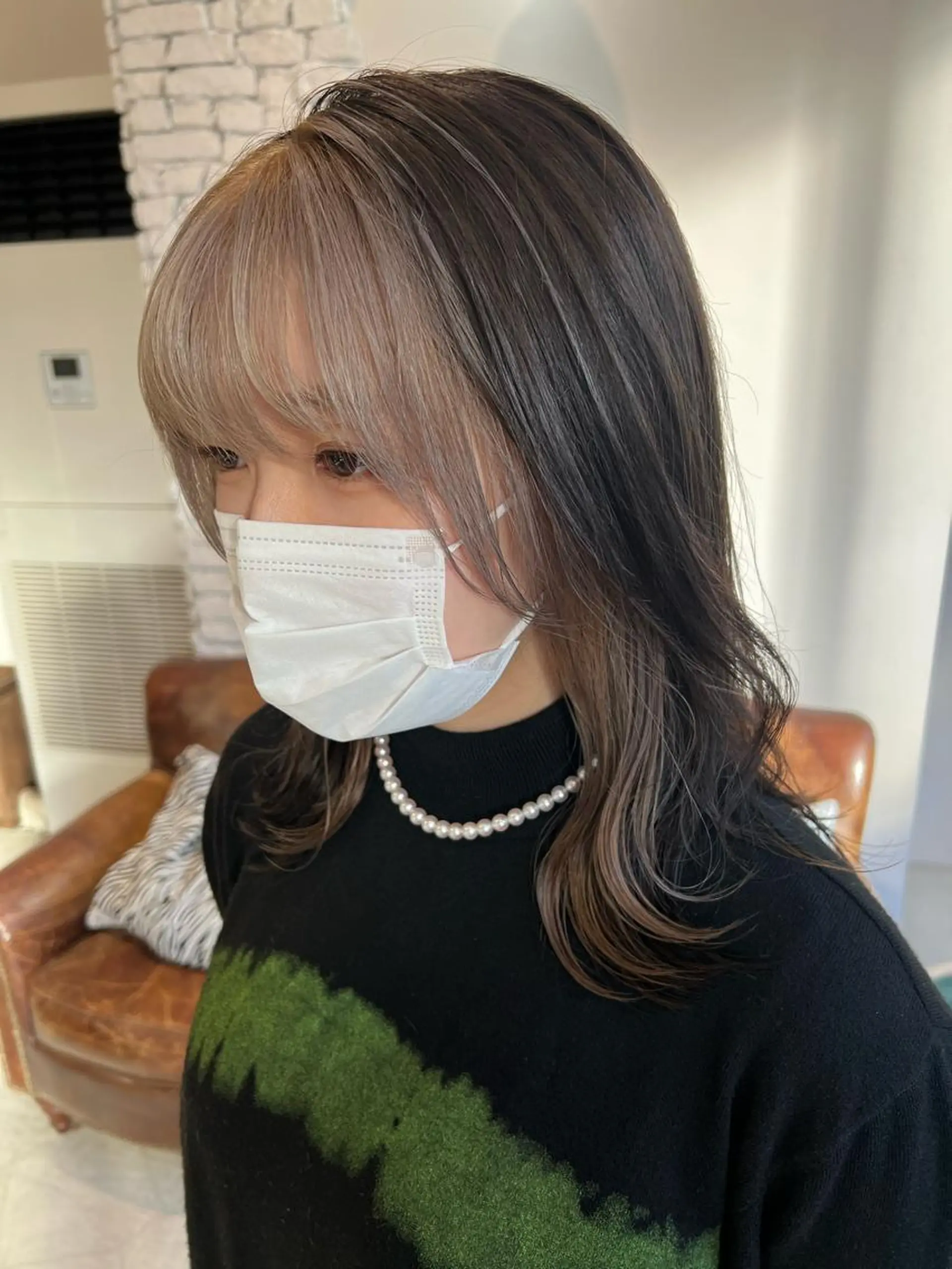 セミロング カラー ミストバング ベージュカラー  フェイスフレーミング インナーカラー ホワイトベージュ ヘアカラー トリートメント "小顔カット" Fuko.のヘアスタイル