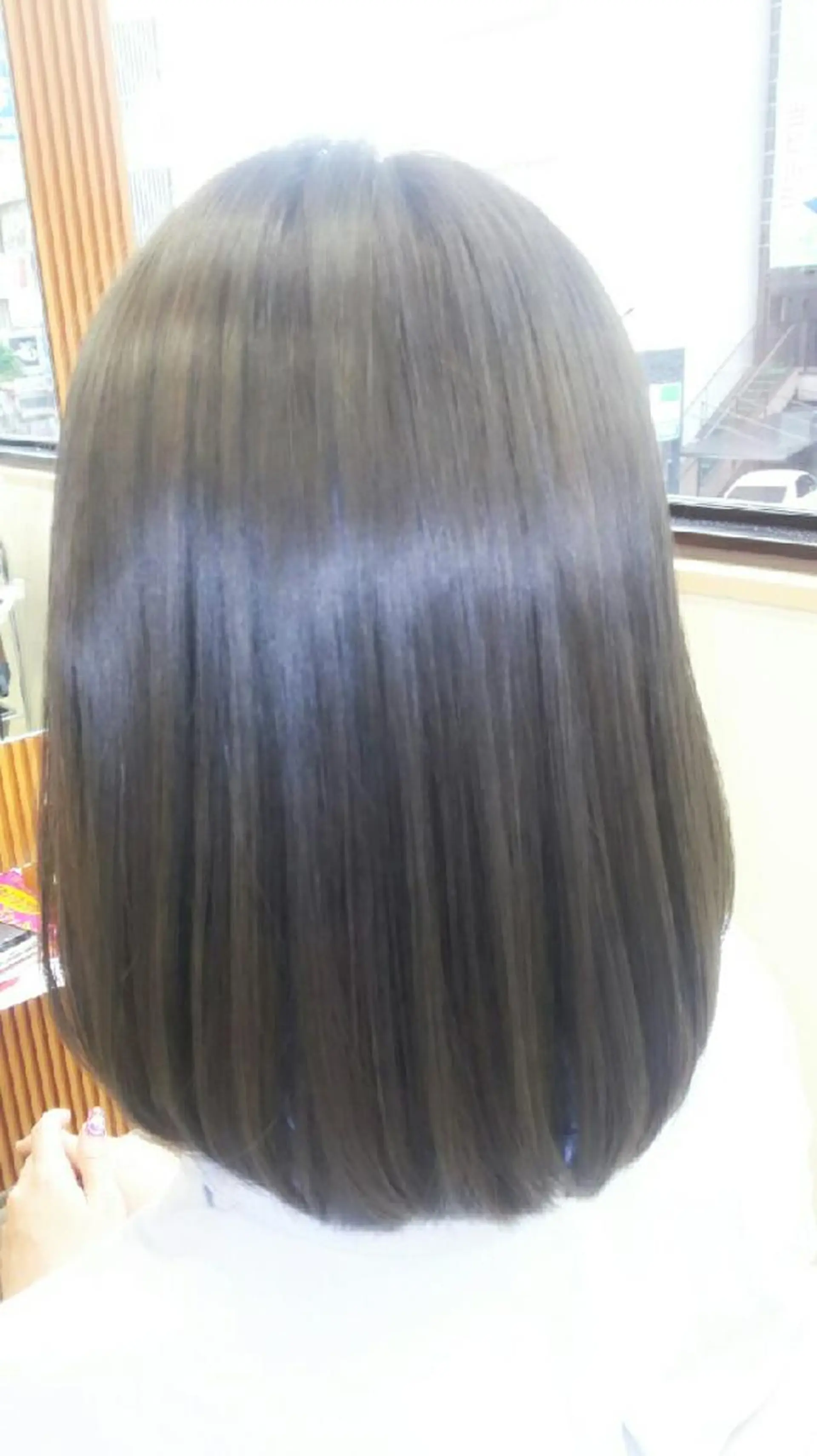 ミディアム カラー ブルーカラー ブルージュ 脇田 雄大のヘアスタイル