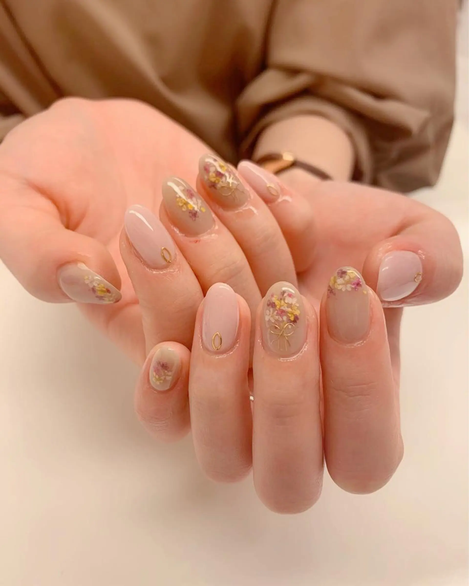 ミディアム nail jaol池袋店所属・ネイルJaol 池袋のネイルデザイン