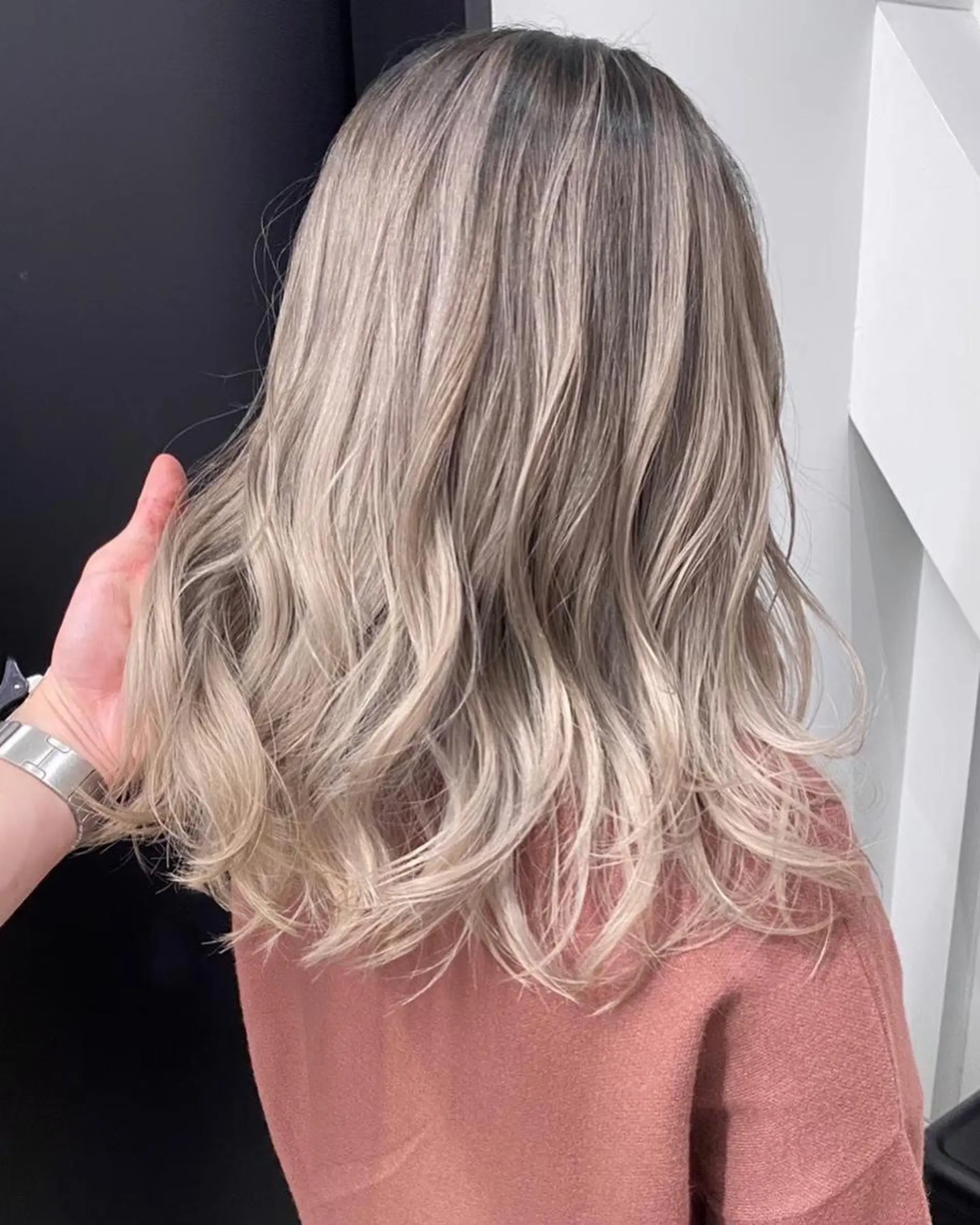 セミロング カット ヘアカラー 【公式】amble luxe 中野のヘアスタイル