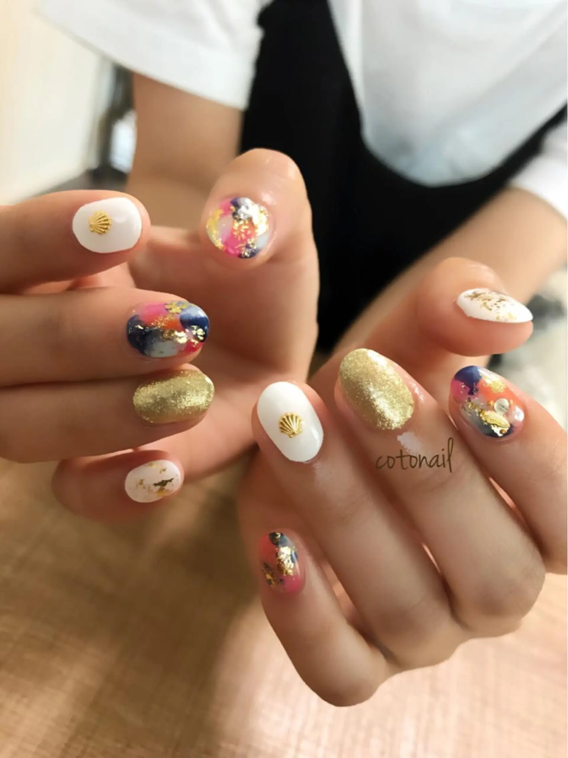 ショート ネイル ツメトマツゲ .のネイルデザイン