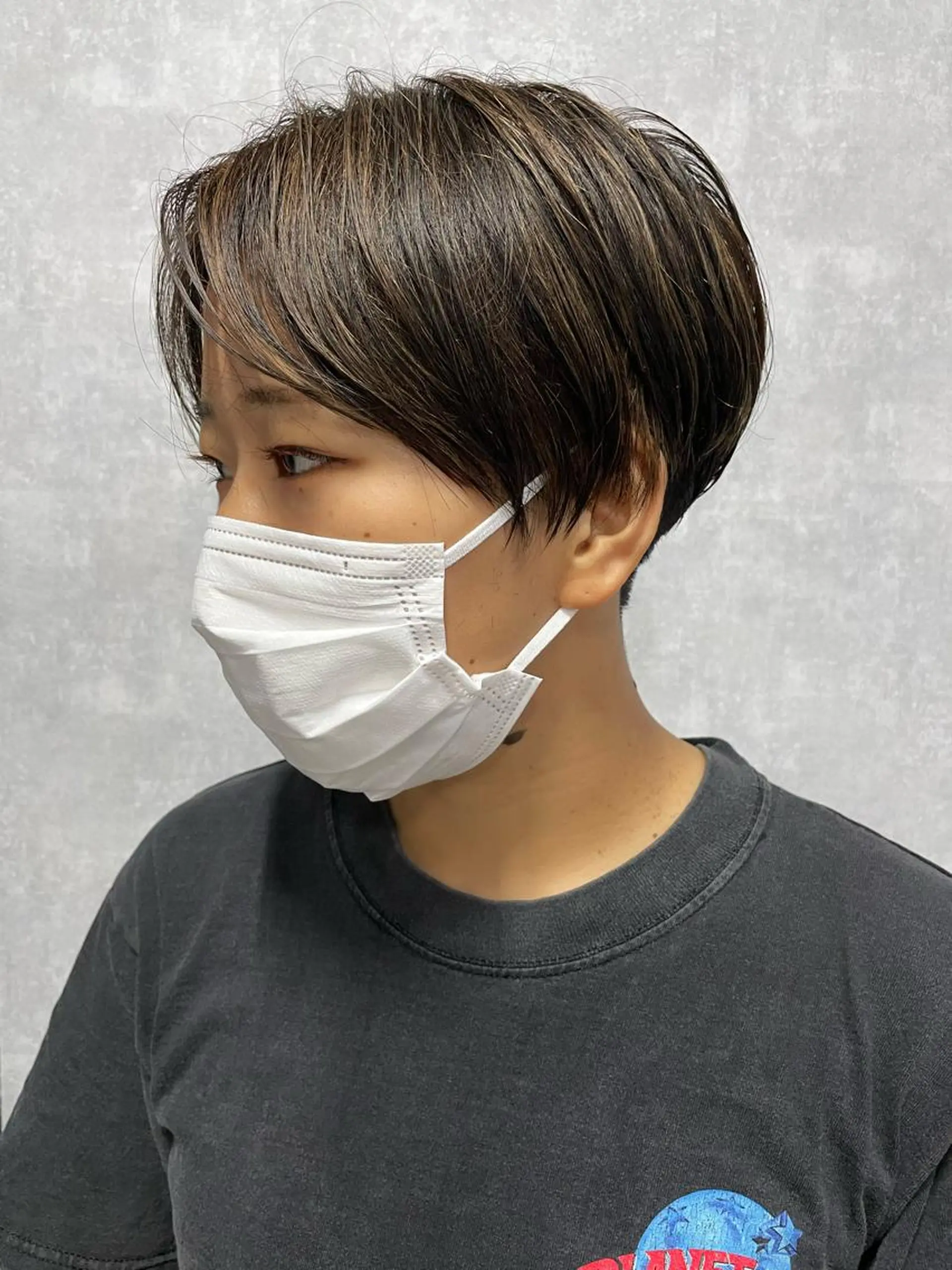 ショート 切りっぱなしボブ ショートボブ ハンサムショート 丸みショート アッシュ カット ヘアカラー トリートメント C’LD hair  produce /シールドヘア所属・モテ髪/ボブ/ショー ト/アダチフウトのヘアスタイル