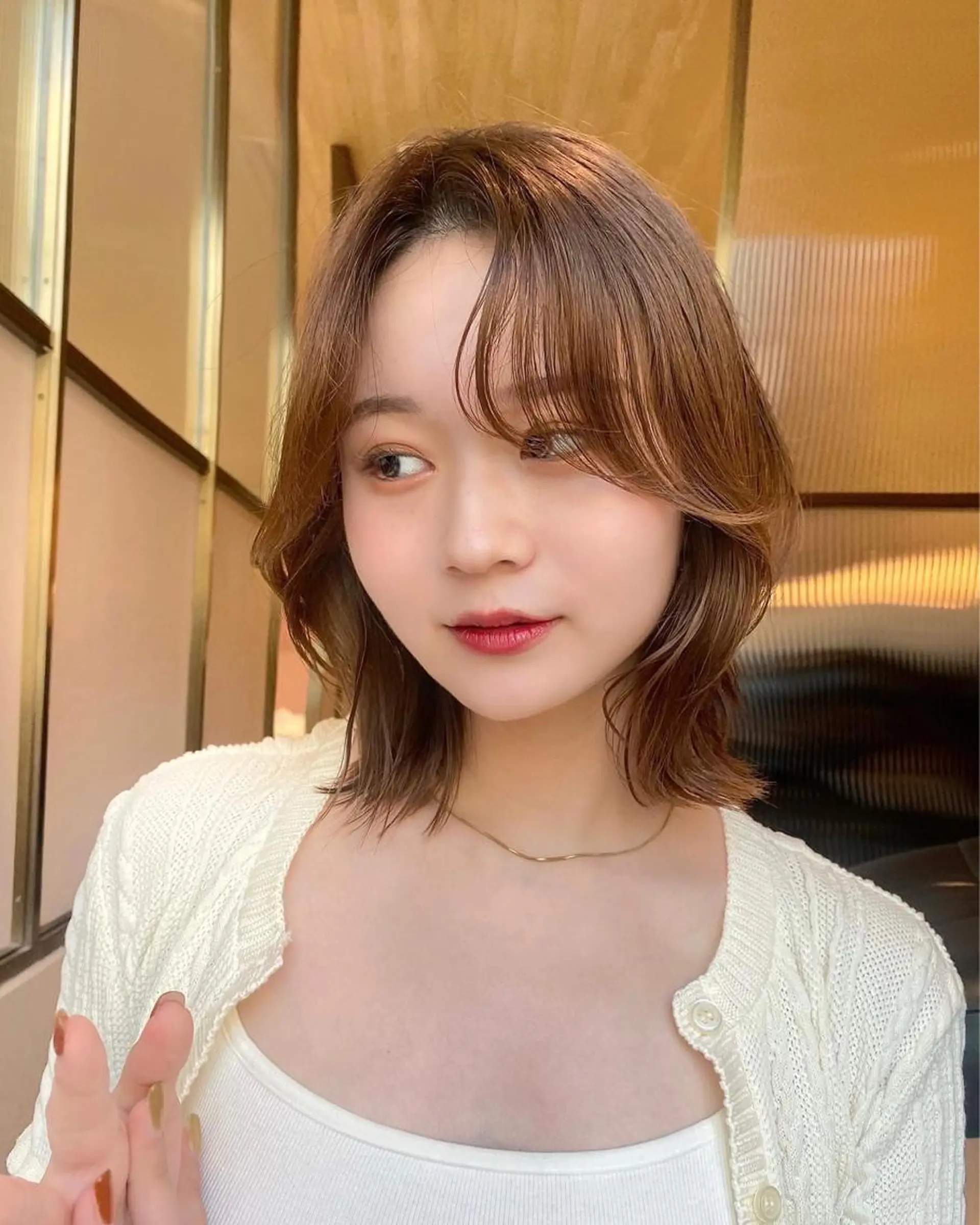 ミディアム カラー パーマ ヘアアレンジ ボブレイヤー アディクシーカラー 透明感カラー イルミナカラー ボブ カット ヘアカラー トリートメント ヘアセット 小野寺瑞希 /最小顔カットのヘアスタイル