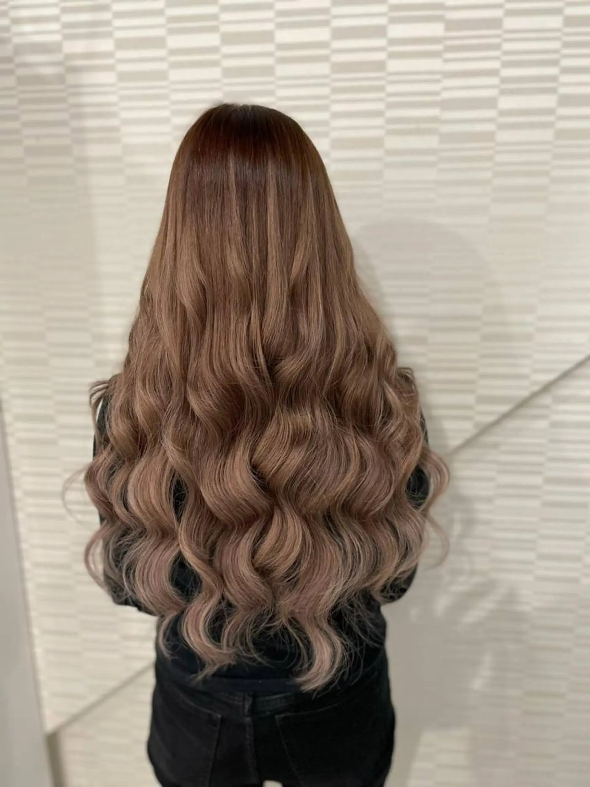 ロング ヘアカラー エクステ シールエクステ KUMA🧸のヘアスタイル