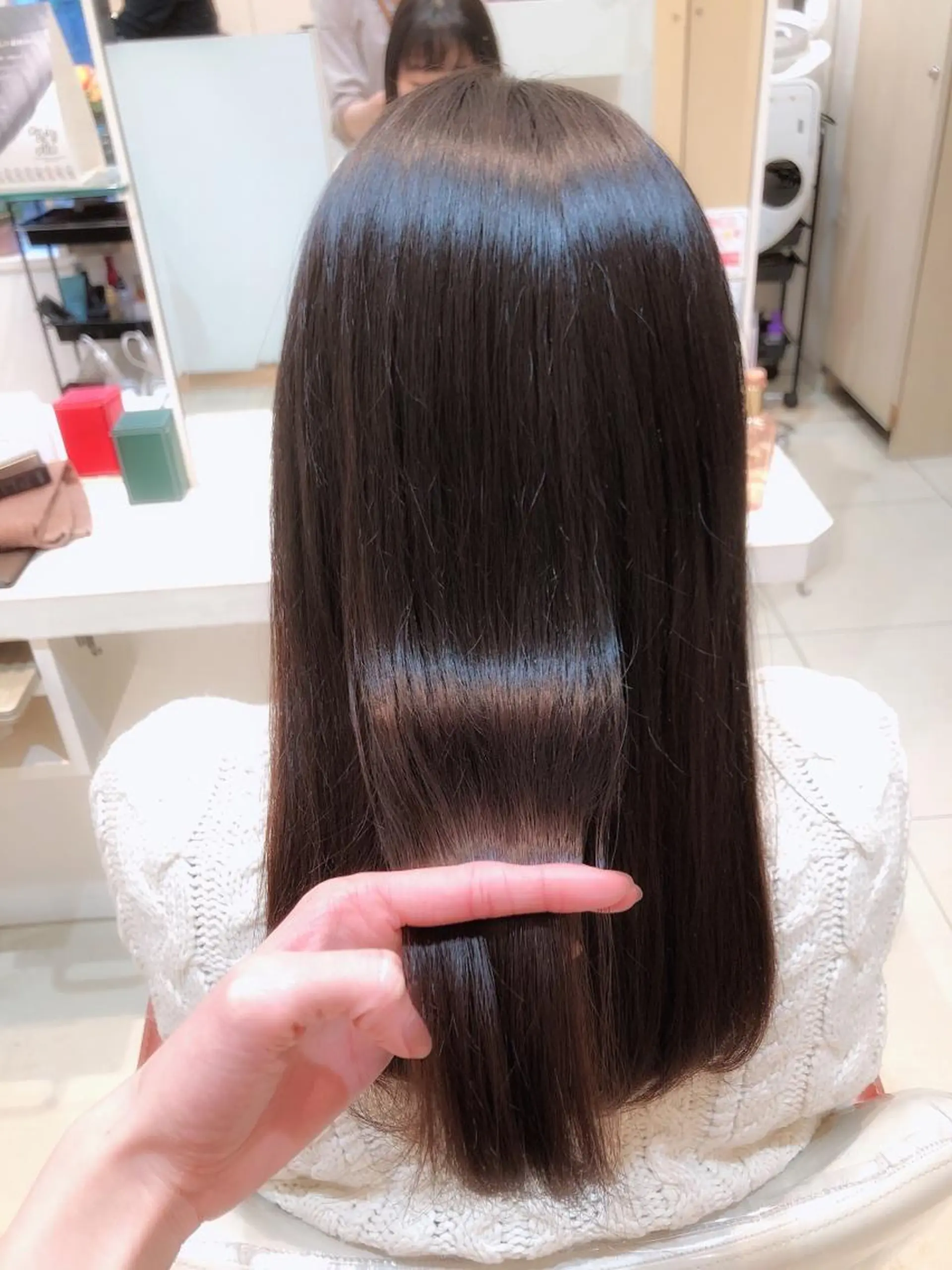 セミロング パーマ 縮毛矯正 はだゆうき @hadadan08のヘアスタイル