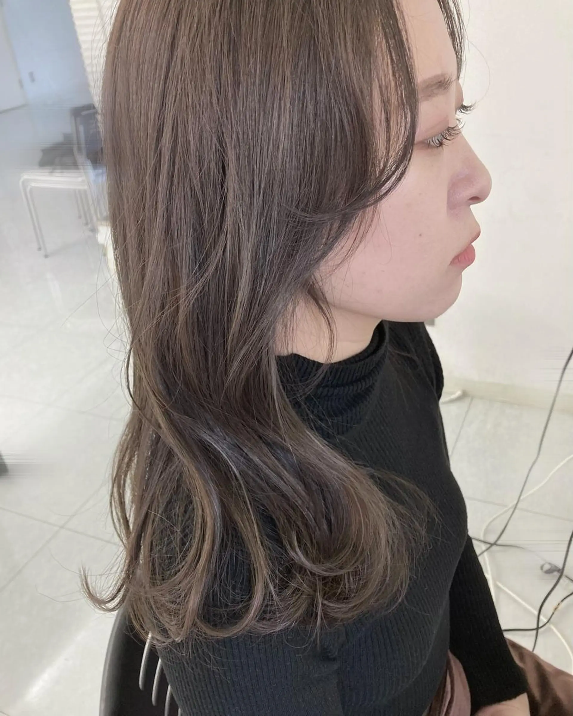 セミロング roka ノゾミのヘアスタイル