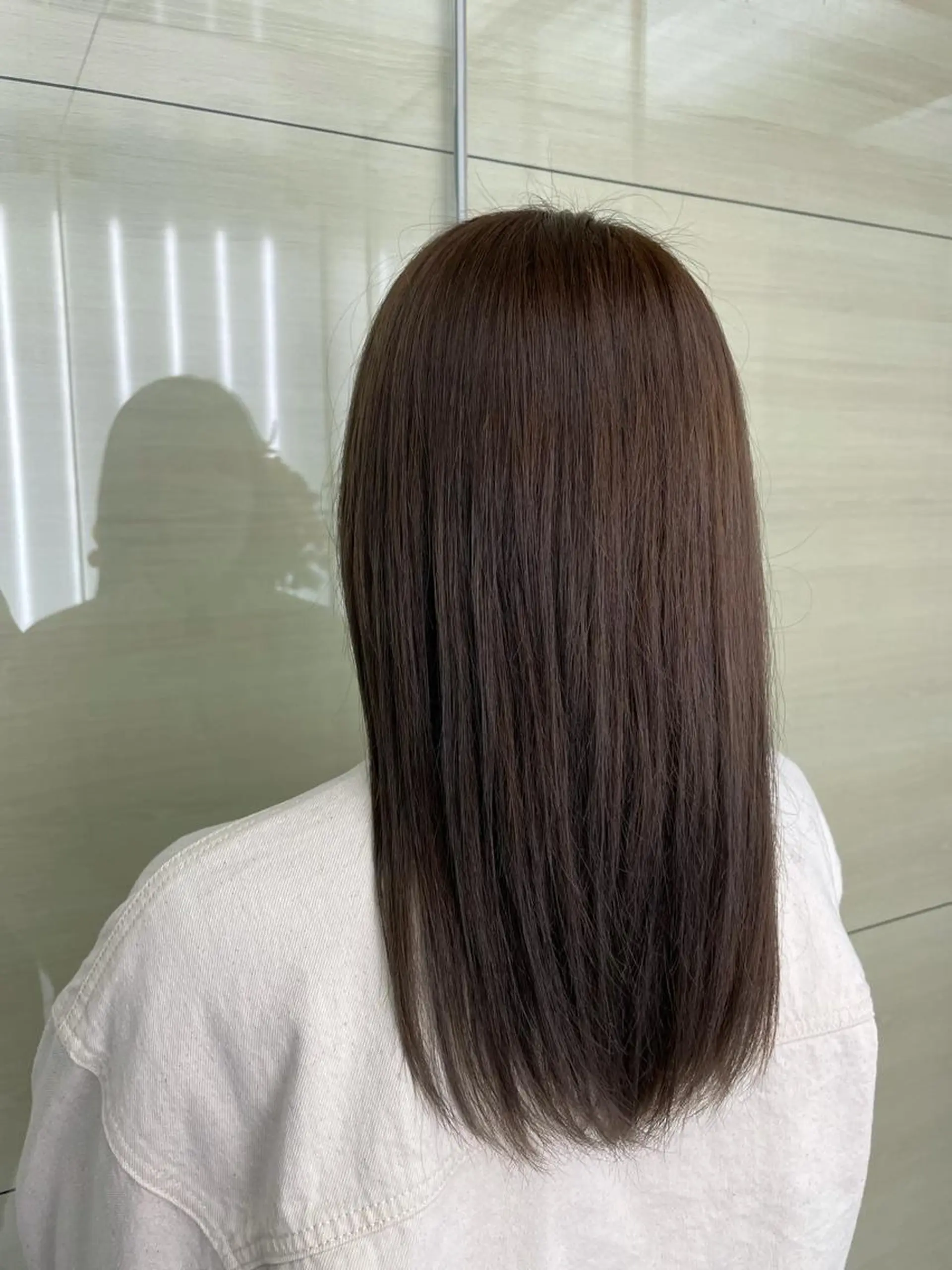 カラー アッシュ ベージュカラー ブリーチ ブリーチなしカラー QUEEN'S GARDEN by k-two shinsaibashi所属・k-two心斎橋 ヨシダヒロトのヘアスタイル