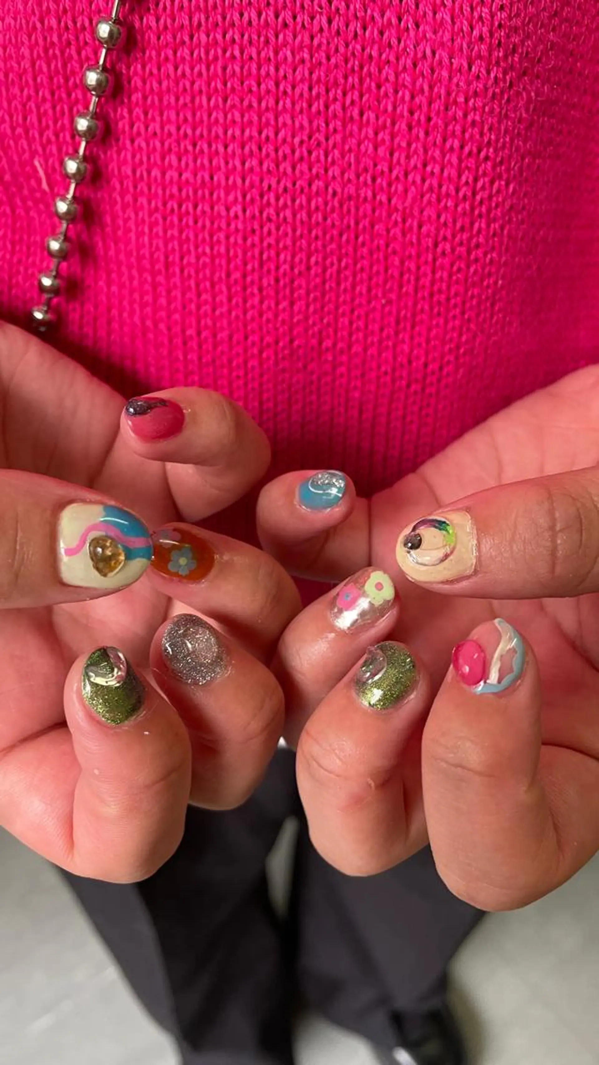 ネイル 栗田 ゆう子のネイルデザイン