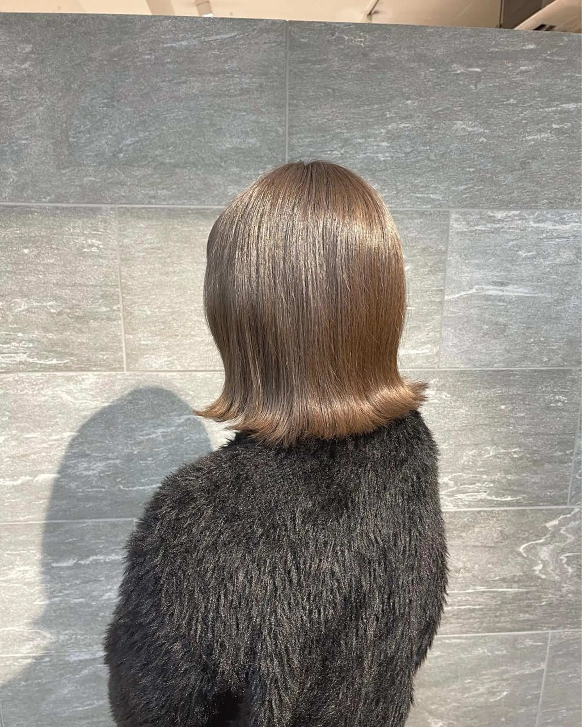 ミディアム カラー ヘアアレンジ アッシュ アッシュグレー メンズパーマモデル 無料/今間 海音のヘアスタイル