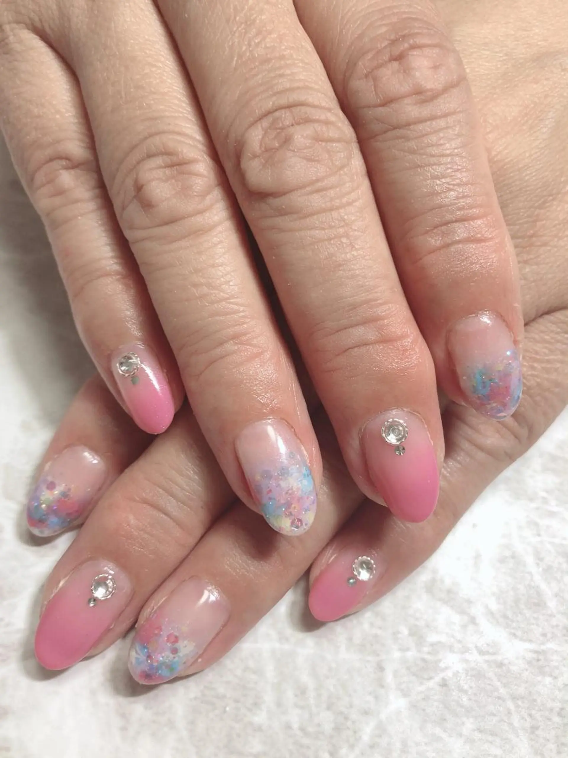ネイル ハンドネイル フットネイル Lokahi NAILのネイルデザイン