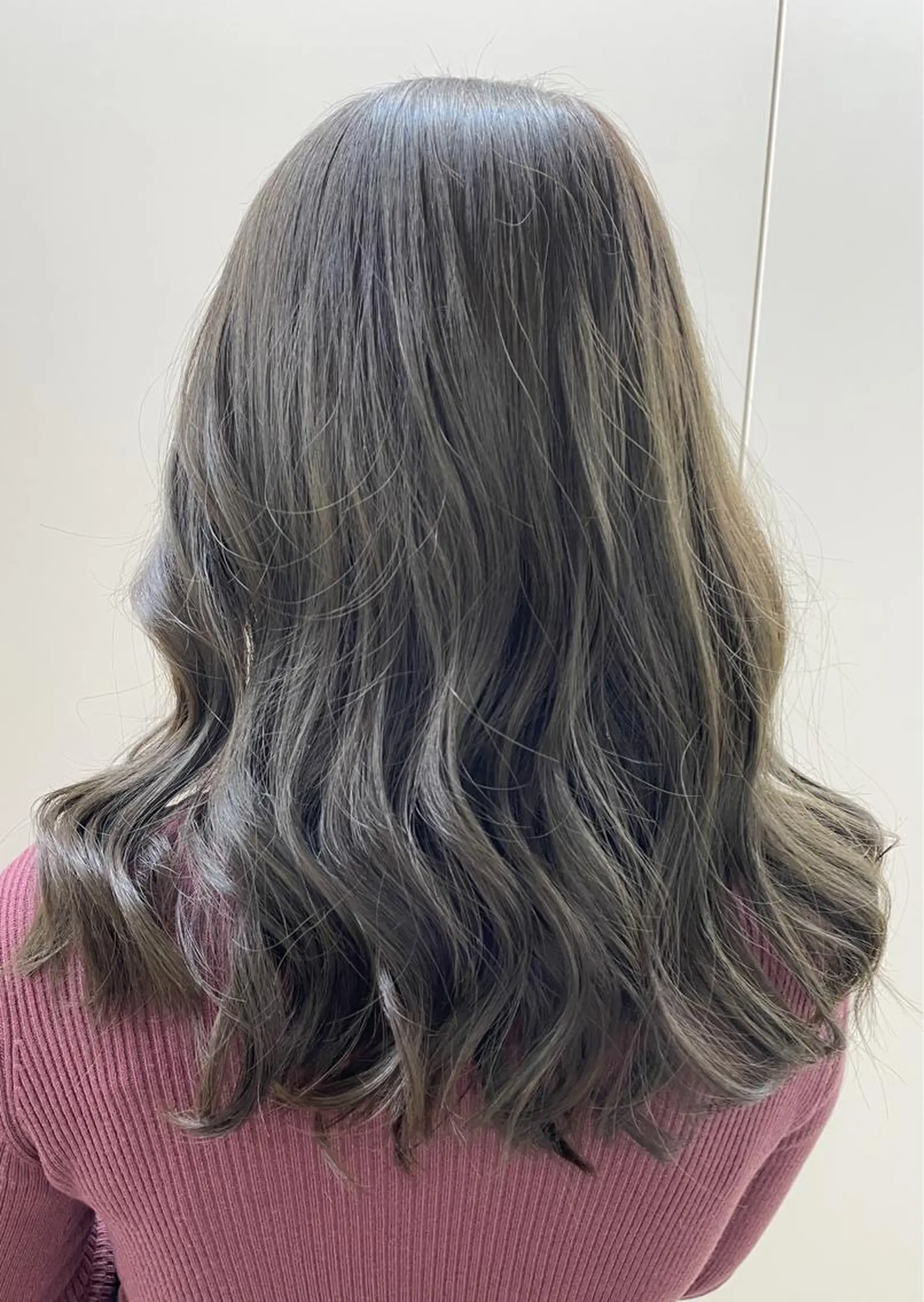 セミロング コトネ🫧 韓国風レイヤーカットのヘアスタイル