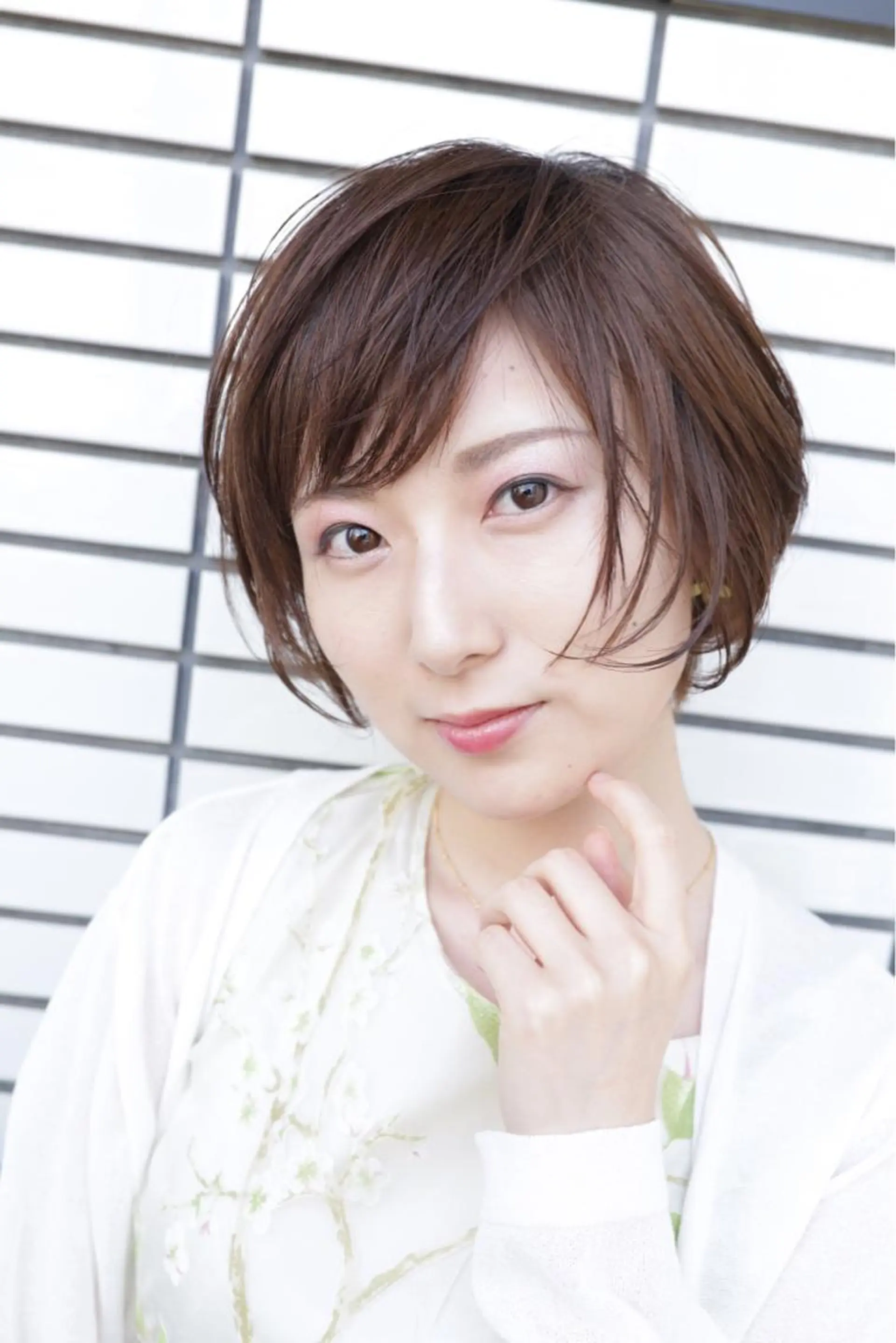 ショート カラー enx academyのヘアスタイル