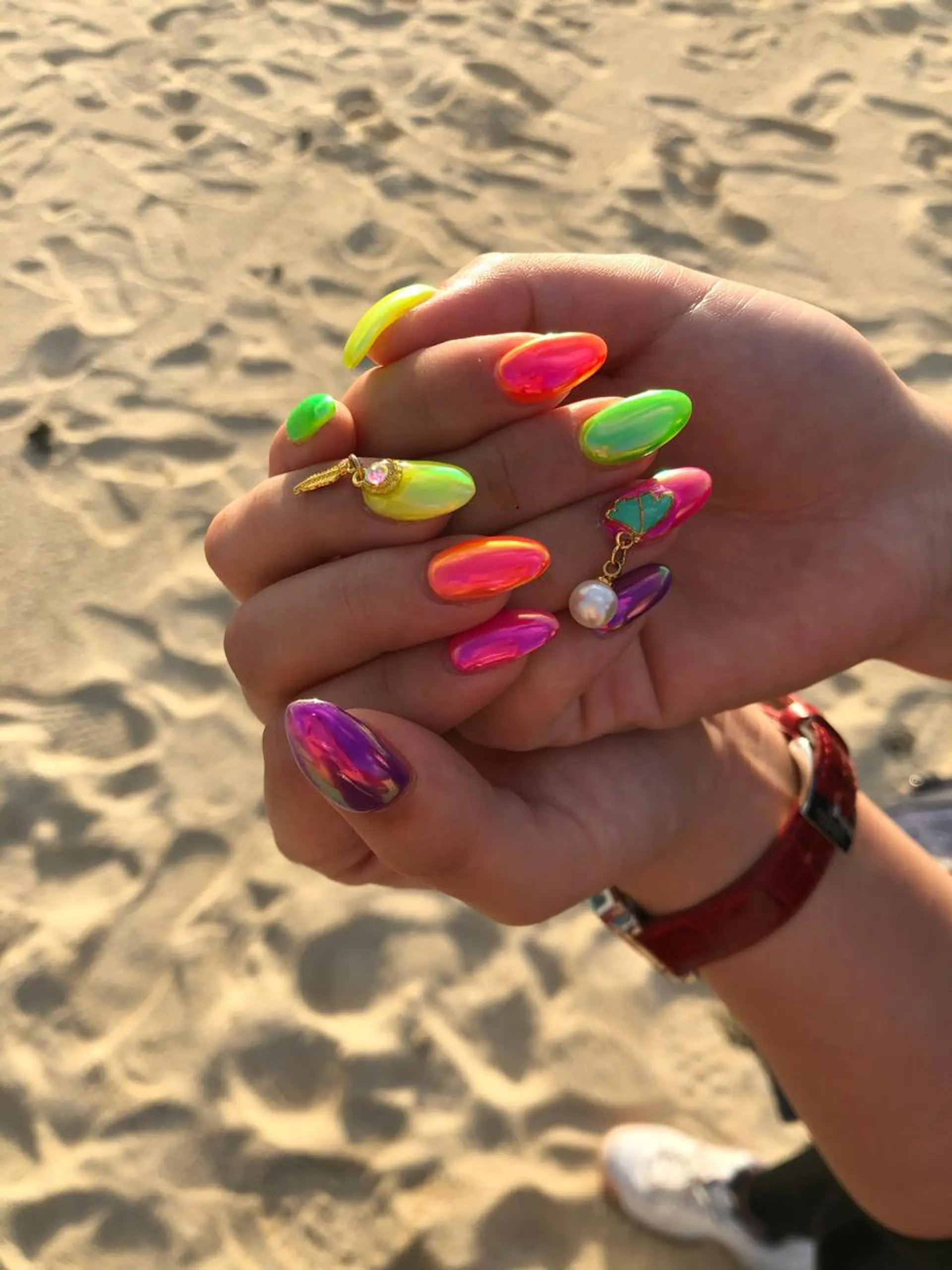 セミロング ネイル ハンドネイル ハンドケア 💎ビューティサロン 湘南　RIRAN💎のネイルデザイン