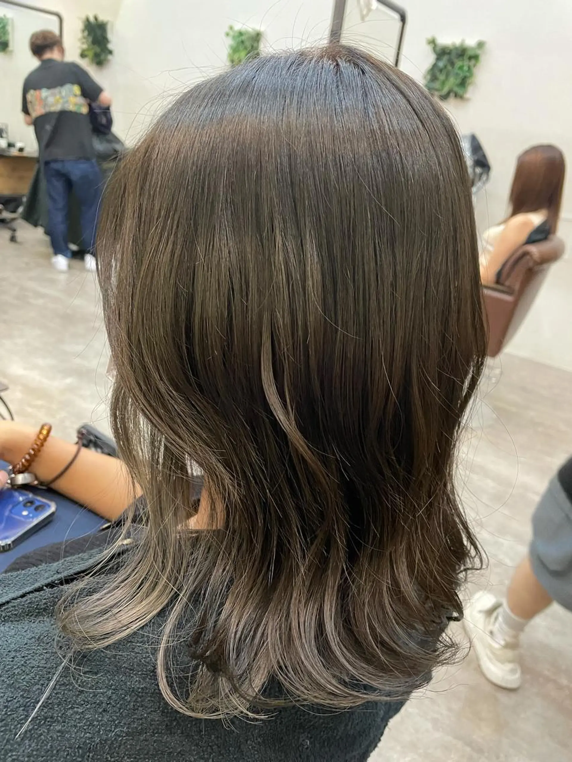 セミロング 前田リサコ🌹 ✨艶髪職人のヘアスタイル