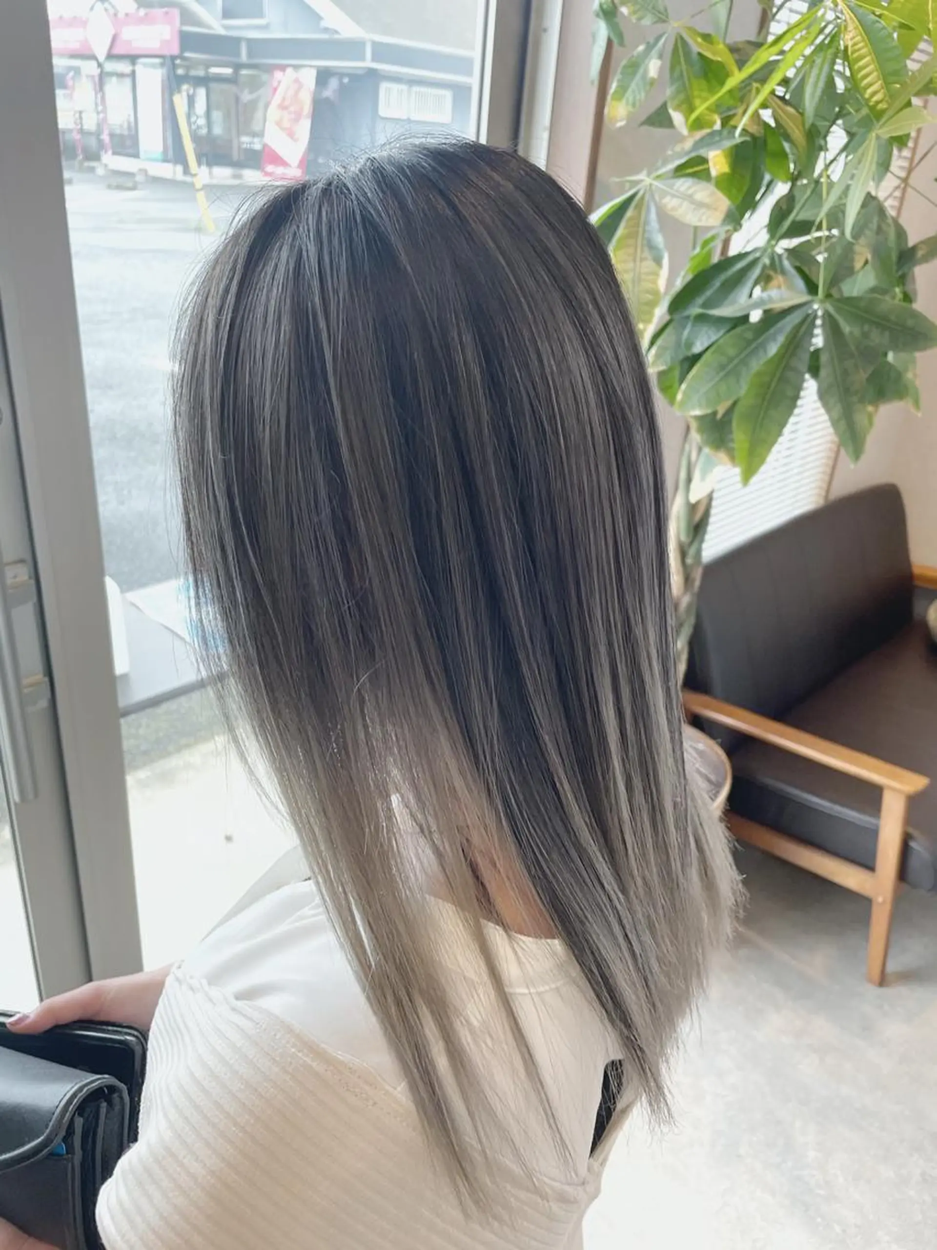 ミディアム カラー ヘアカラー 山本 貴弘のヘアスタイル
